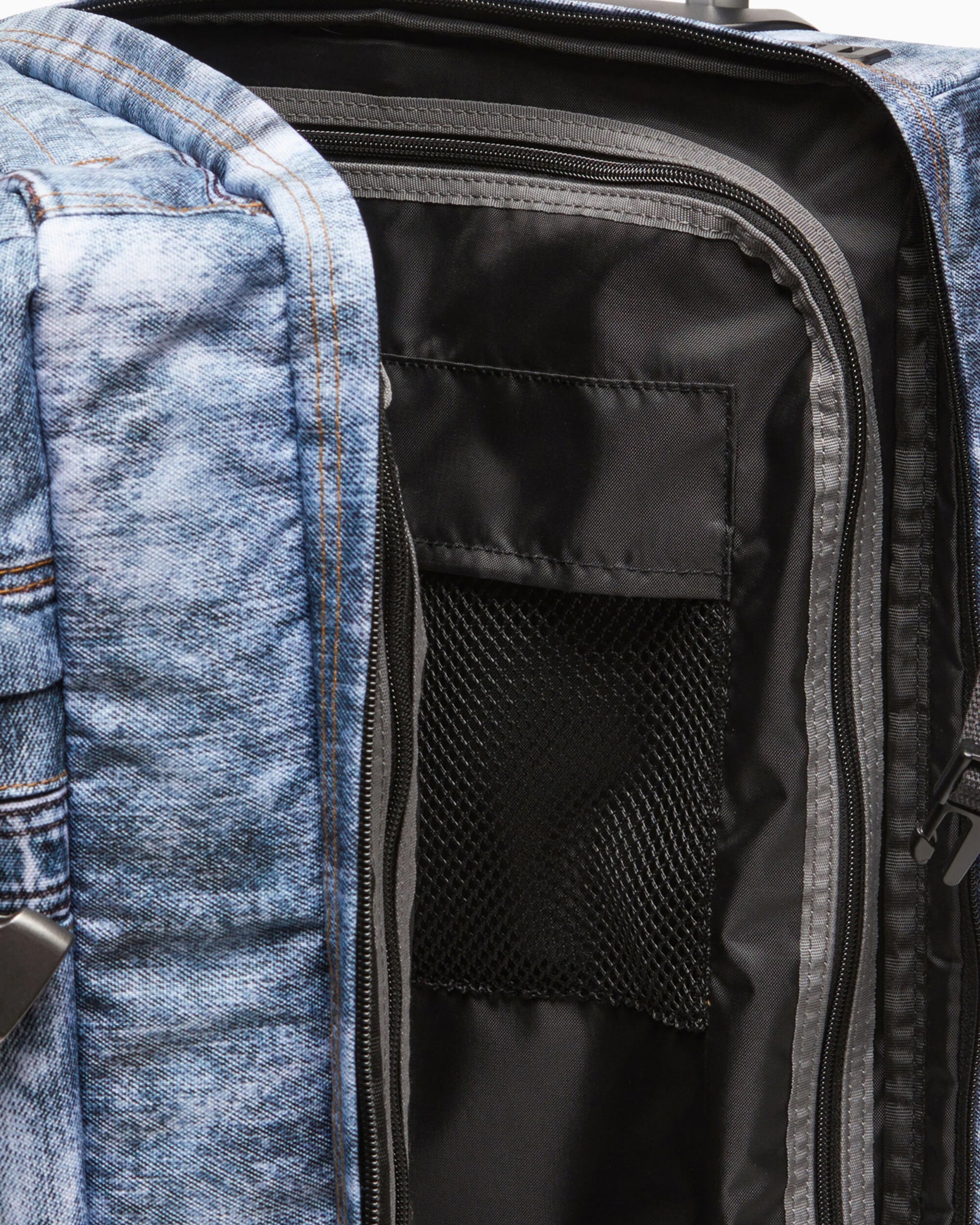 Backpacks and Suitcases Eastpak x Diesel Transit'r S Unisex Suitcase - EK0A5BMK6Y21