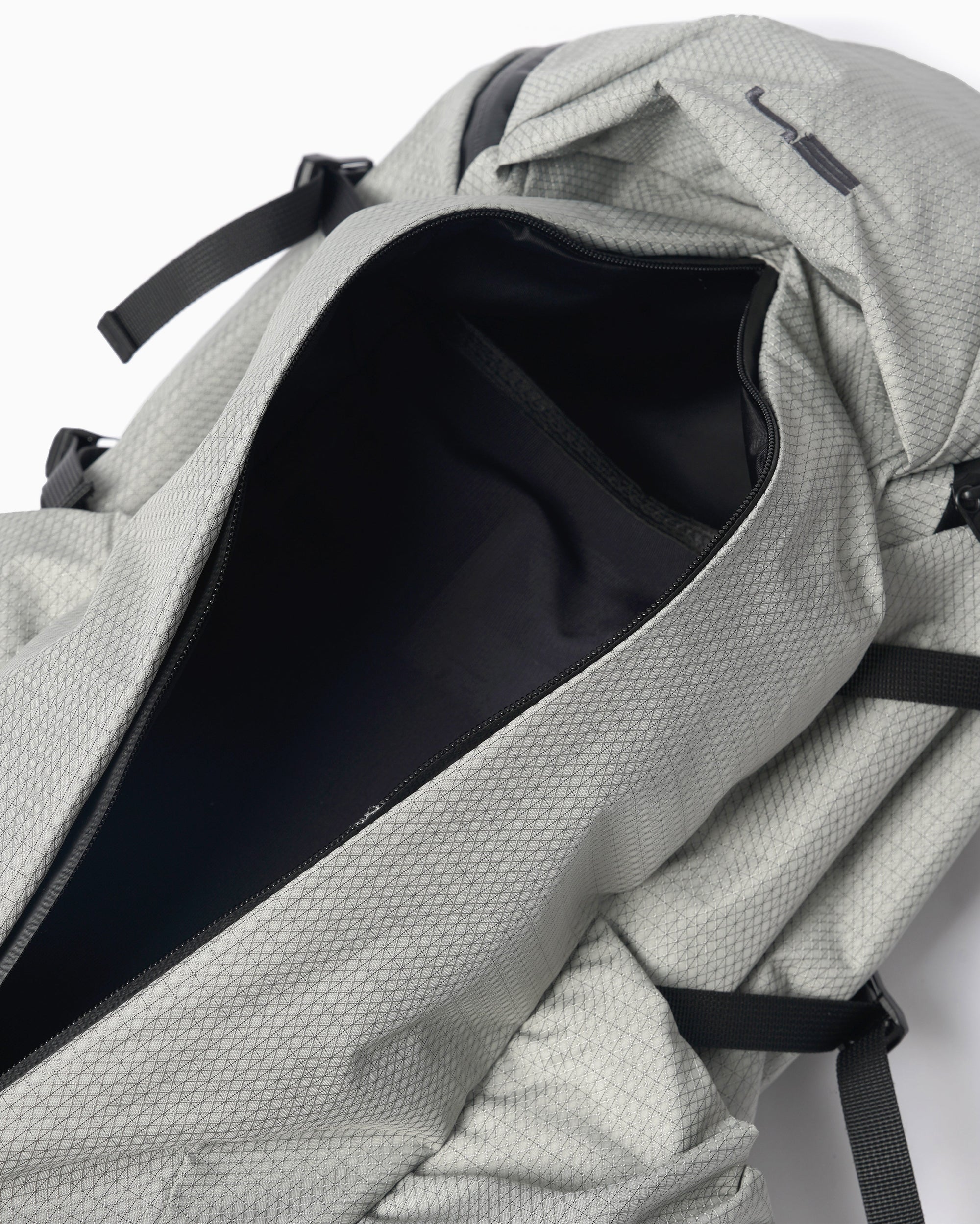 Backpacks and Suitcases SEALSON SC24 NylonPlus® 22L Unisex Backpack - SC24-LIGHTGREY