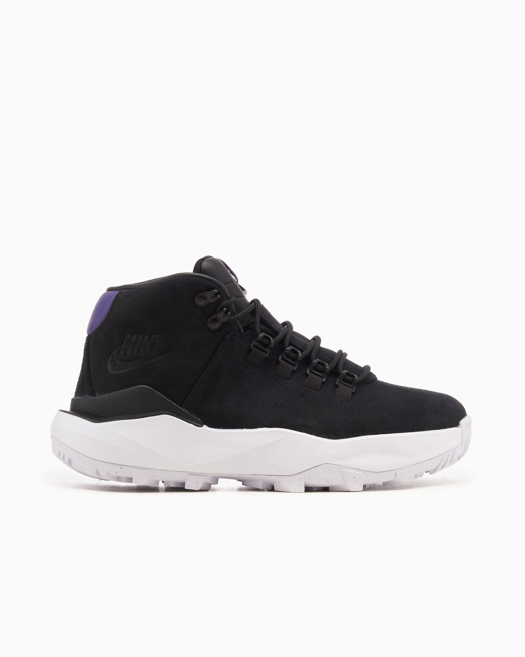 ニンナ　ジーラ Nike Cygnal Waterproof Men's Boots