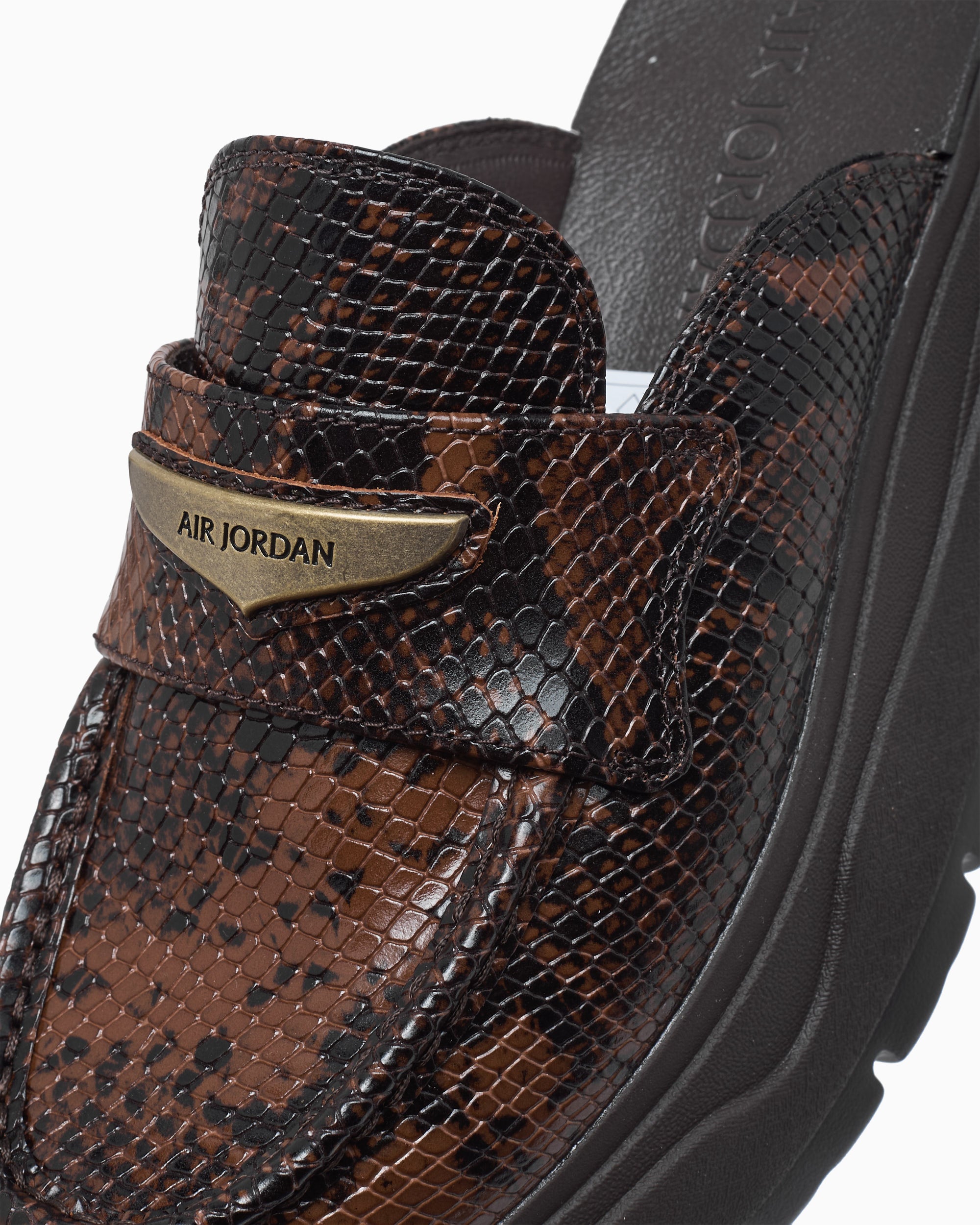Clogs Air Jordan Women's Mule SE "Croc" - IB1497-200