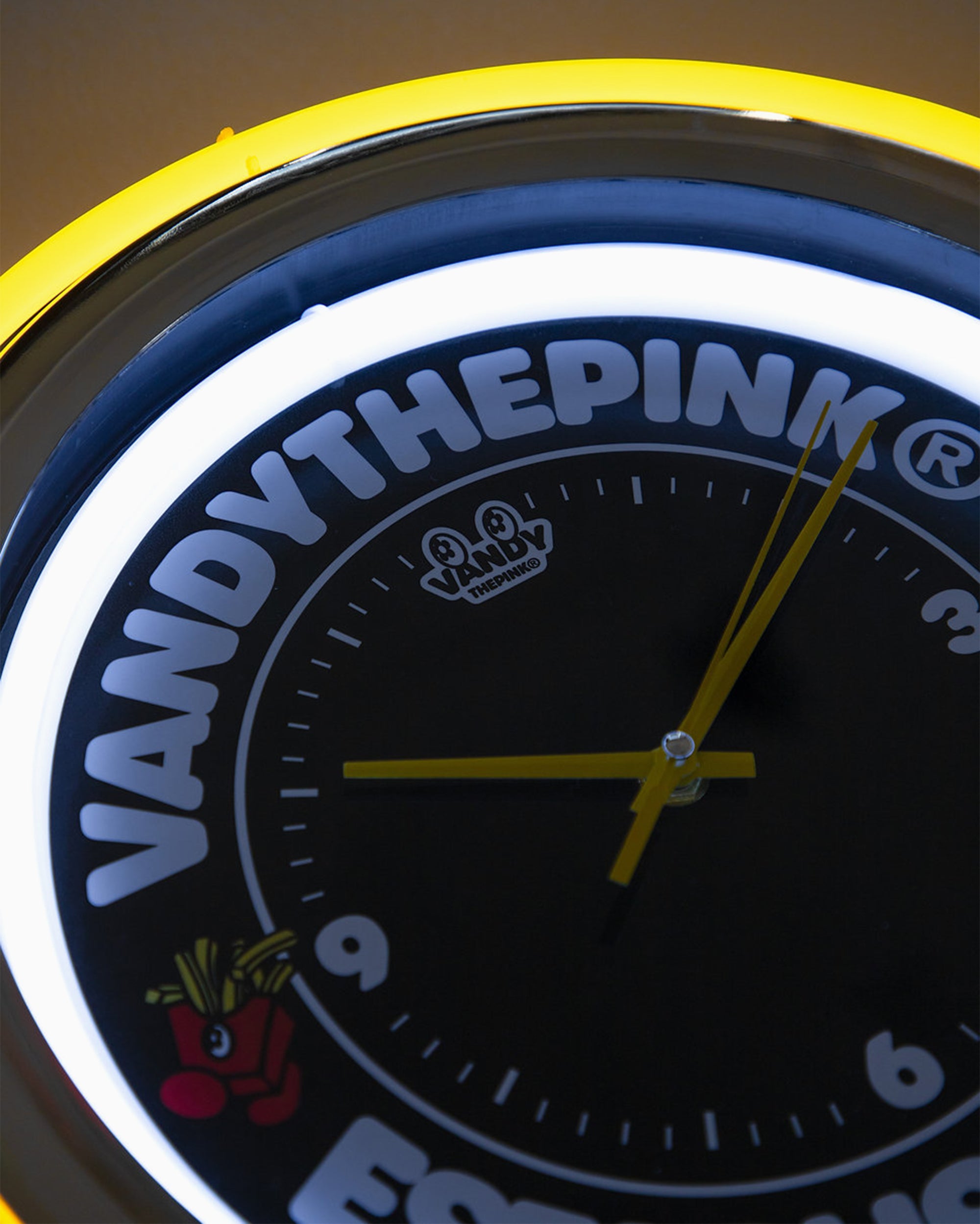 Decoration VANDYTHEPINK Watch With Led Light - VD8015-109