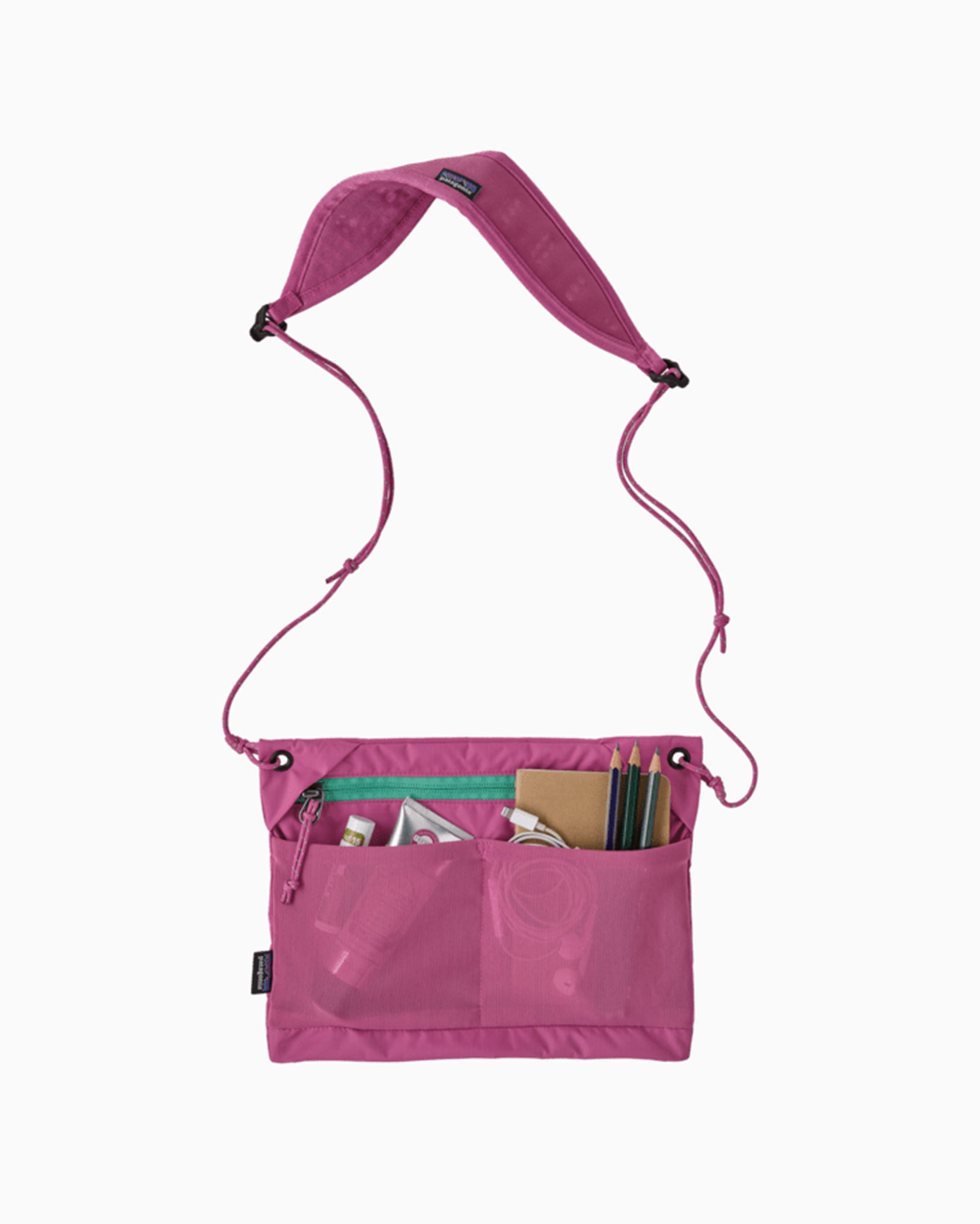 pink patagonia bag Sling Janky Gear The Terravia Tote Pack 24L is a versatile and lightweight bag Patagonia Terravia Sacoche 3L Unisex