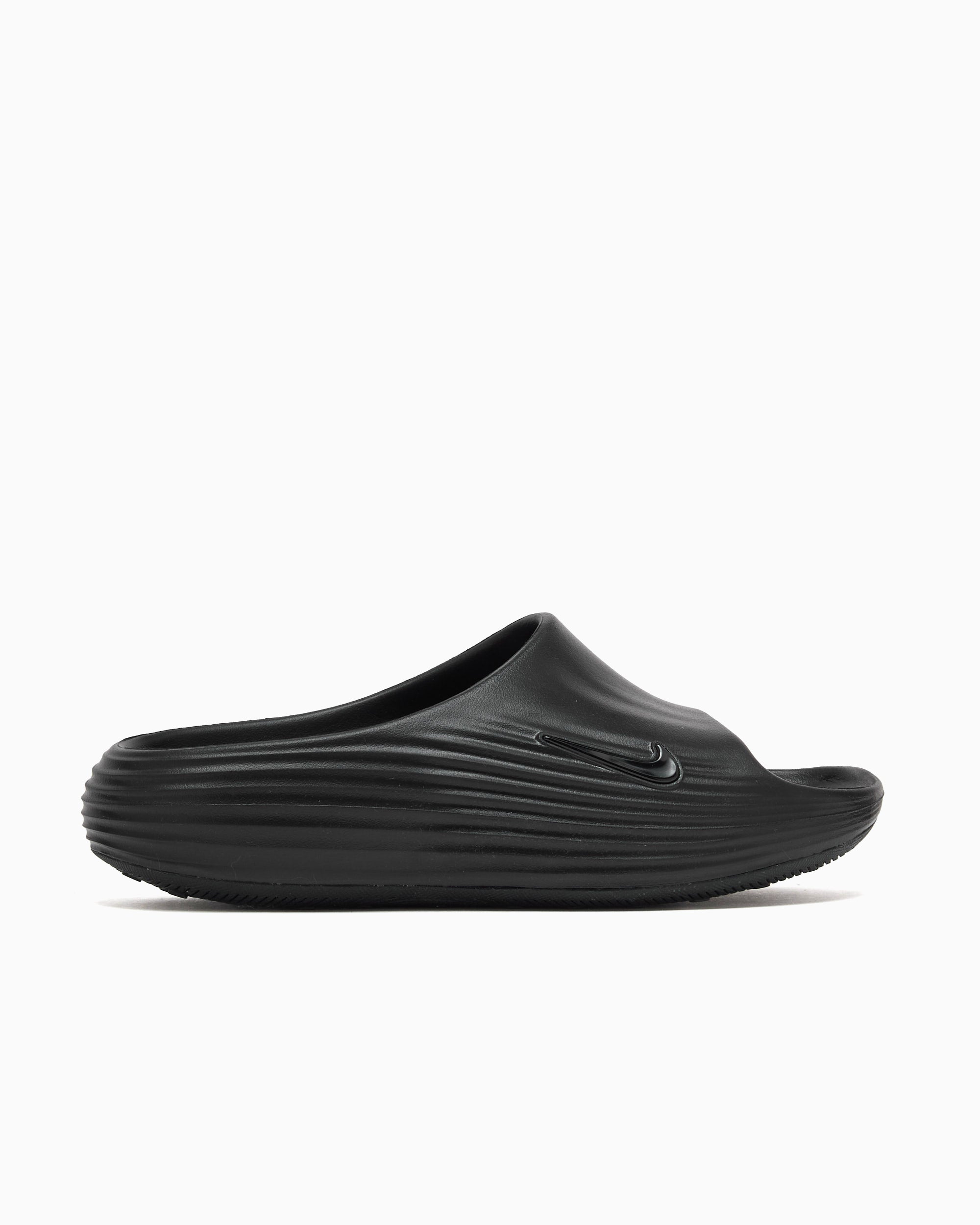 バイオレンス・レイク('08英) Nike ReactX Rejuven8 Slide