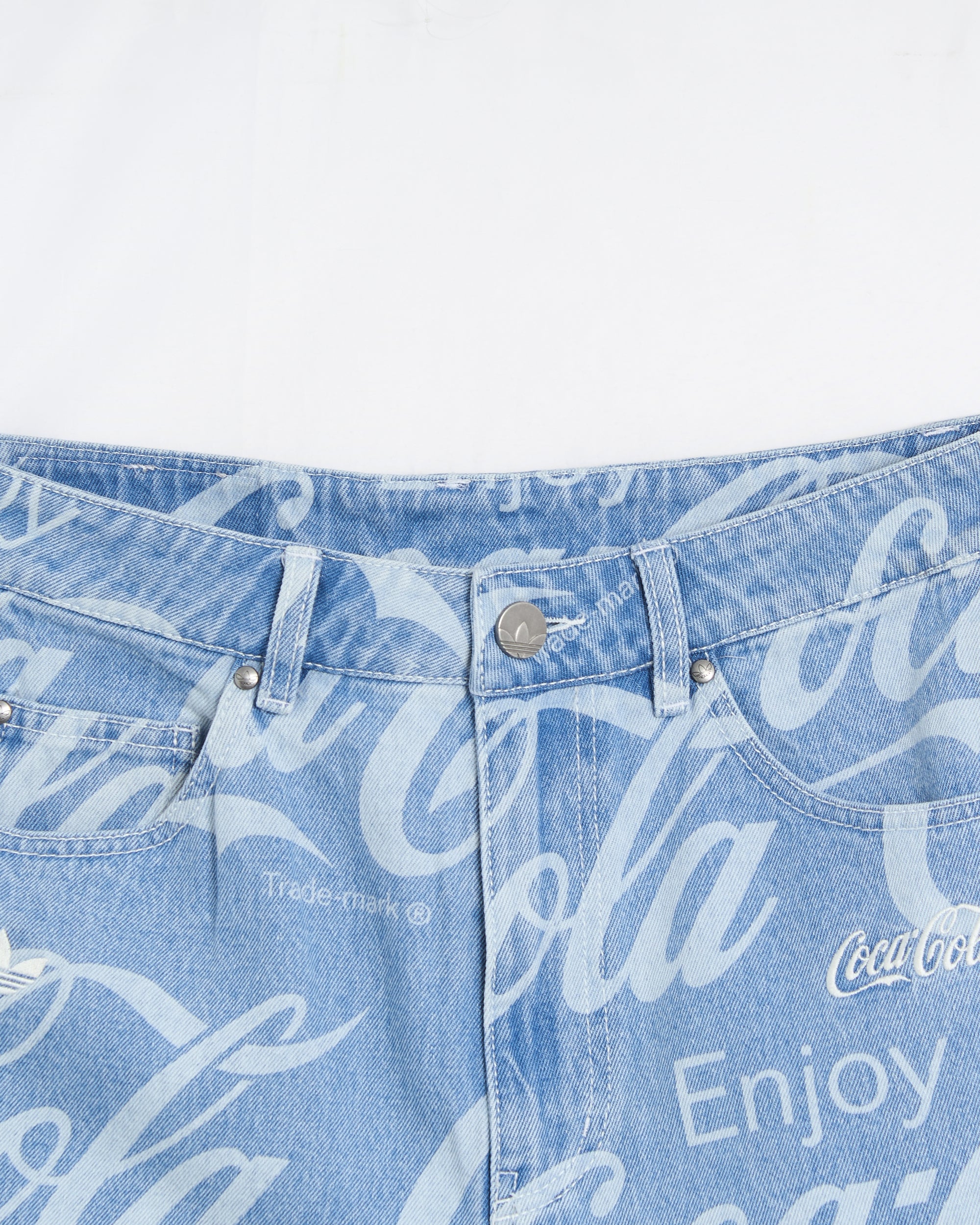 Shorts adidas Originals x Coca-Cola Classic Sport Oversize Men's Shorts - KY2112