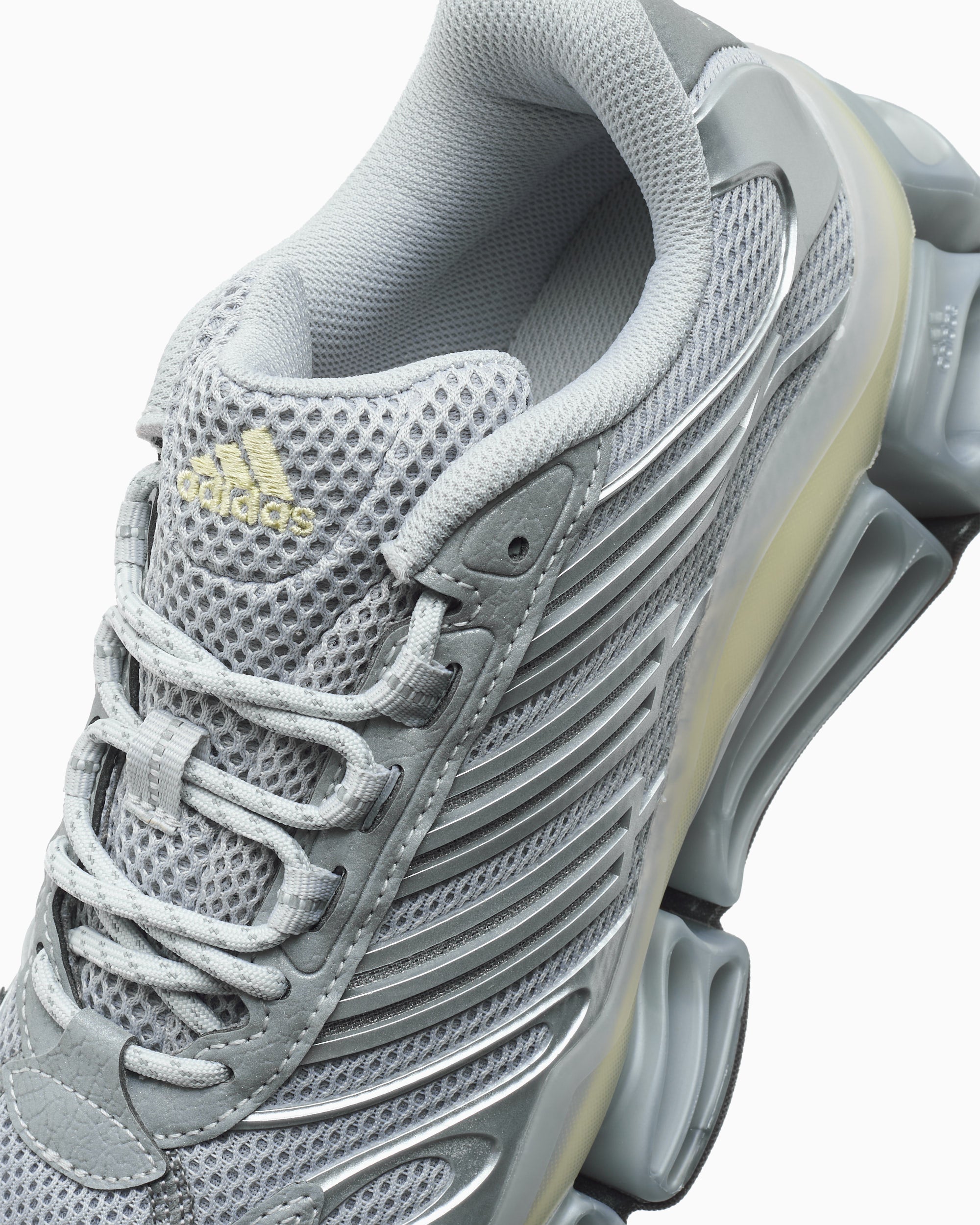 Sneakers adidas Originals Megaride AG - KJ3001