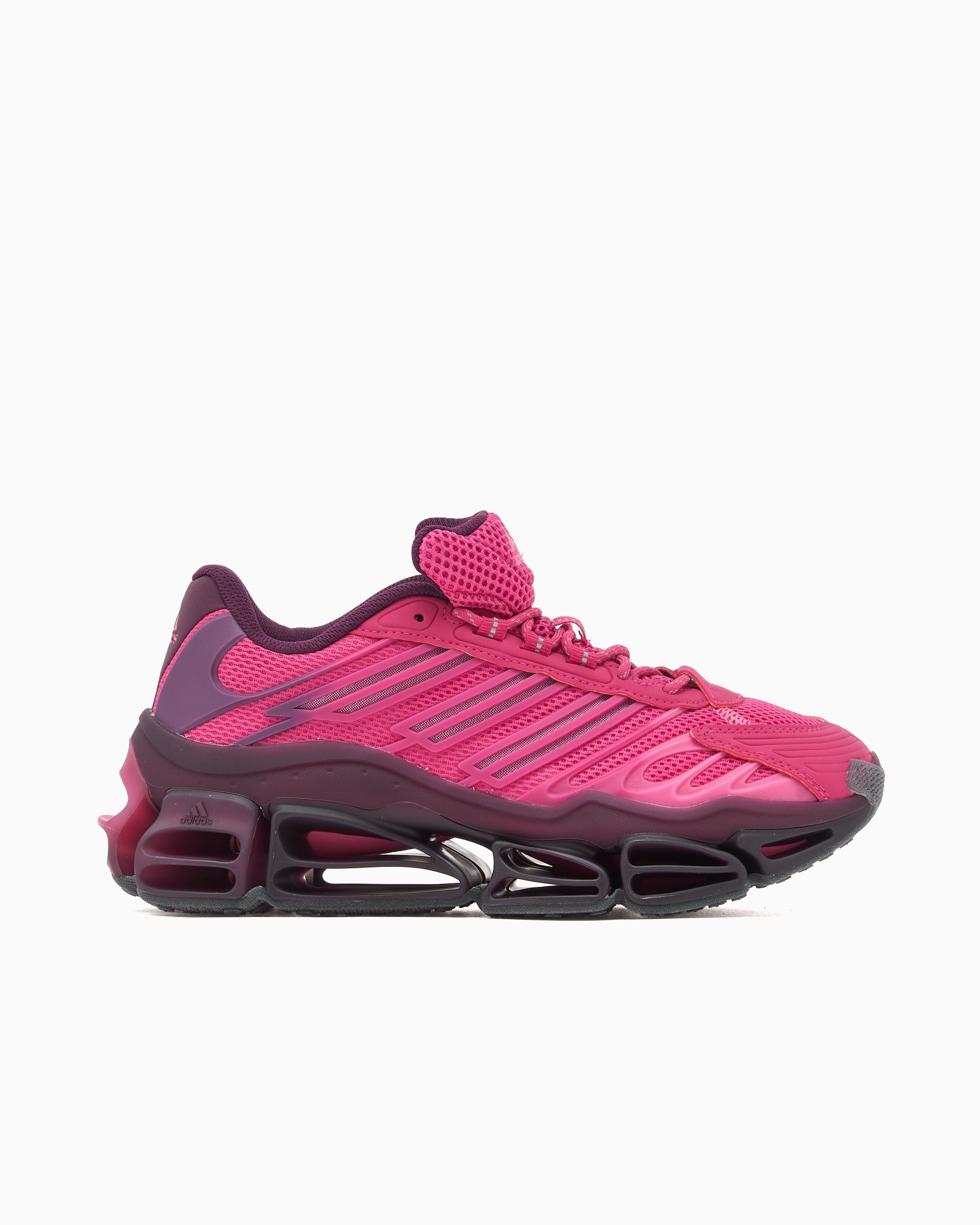 【ML】キャシー・ラング adidas Originals Megaride AG