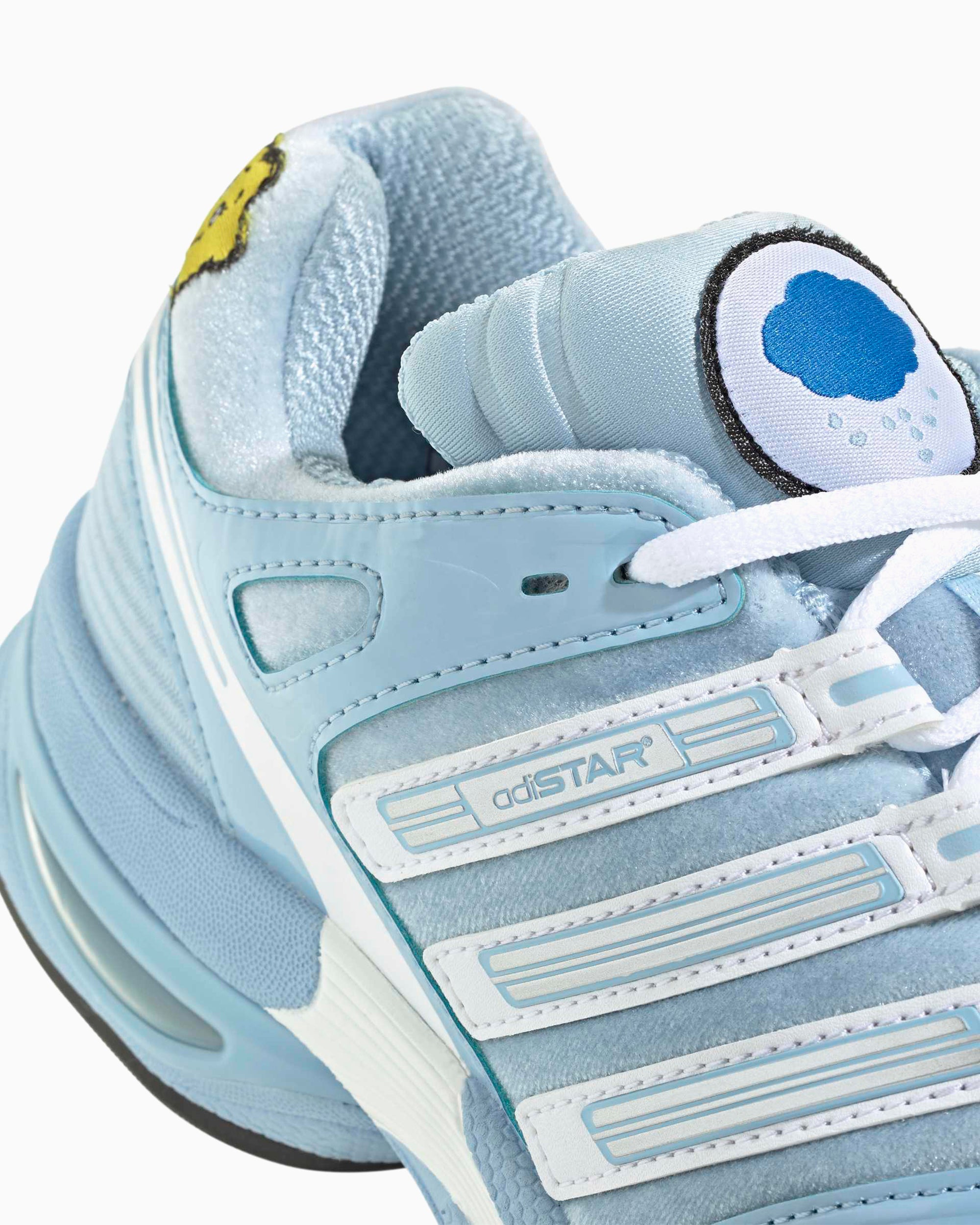 Sneakers adidas Originals x Care Bears Women's Adistar Control 5 - KK2606