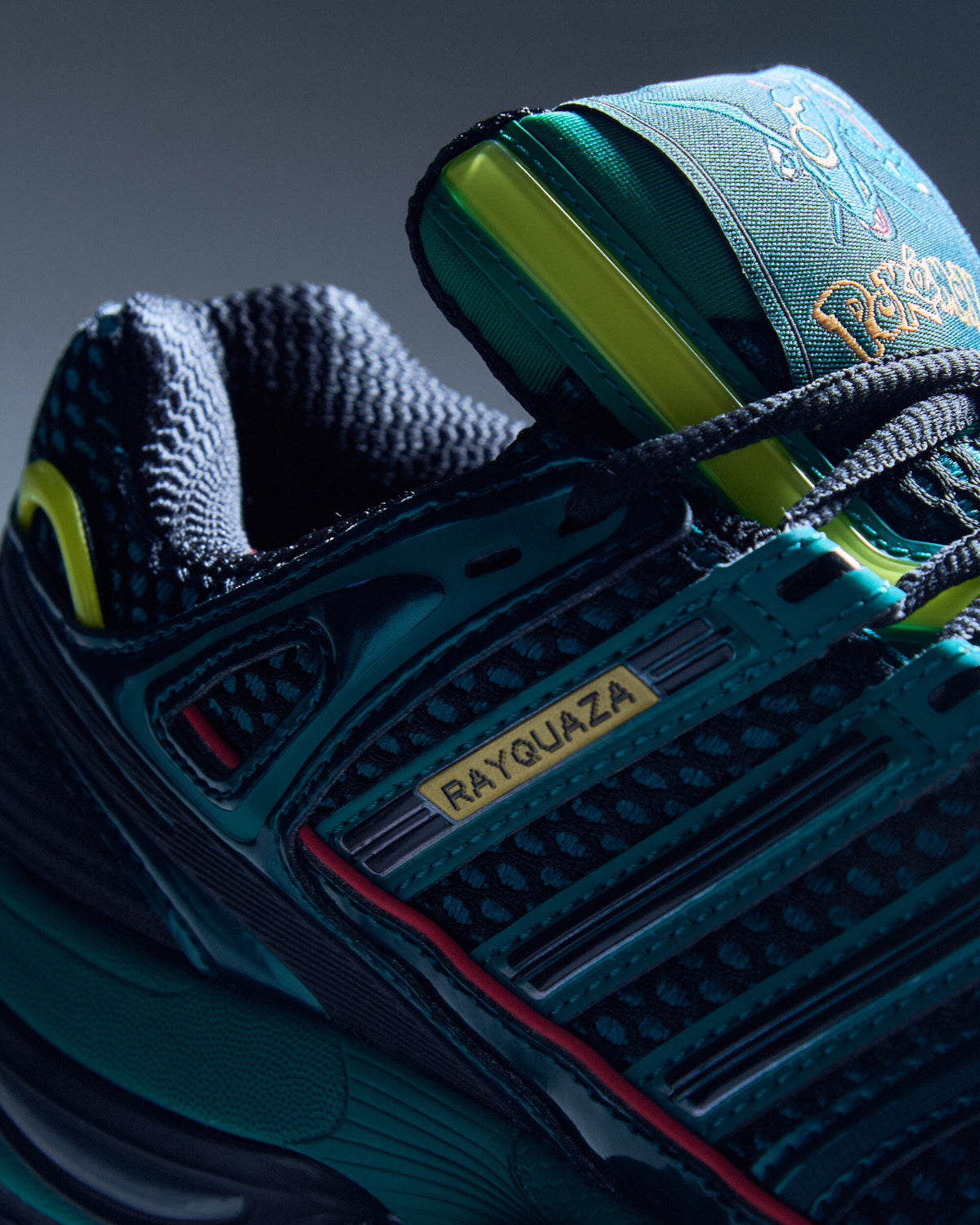 Sneakers adidas Originals x Pokemon Adistar Control 5 "Rayquaza" - KI8179