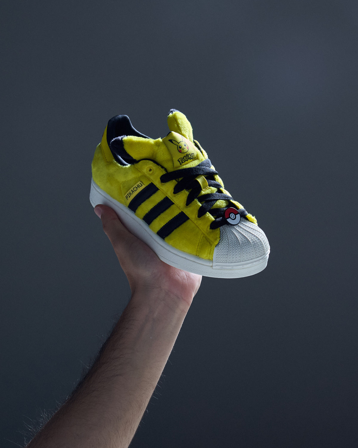 Sneakers adidas Originals x Pokemon Superstar II "Pikachu" - KI2858