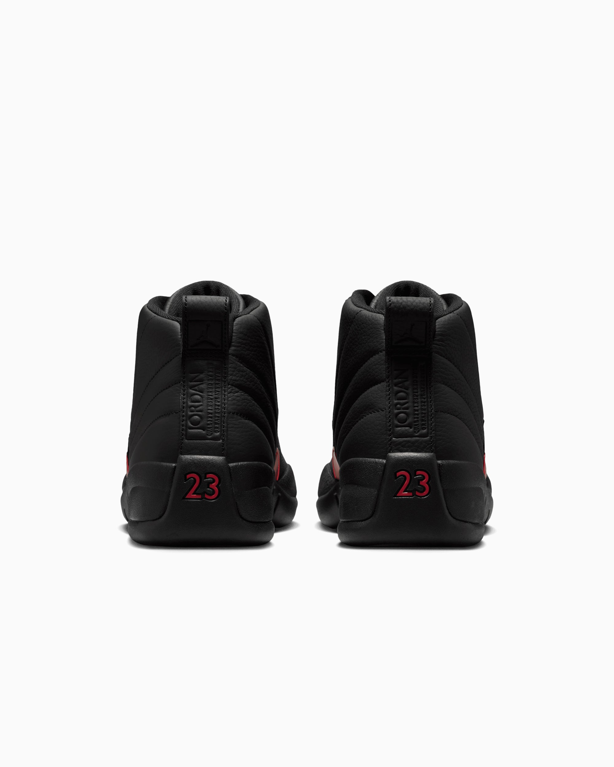 Sneakers Air Jordan 12 Retro "Bloodline" - CT8013-003