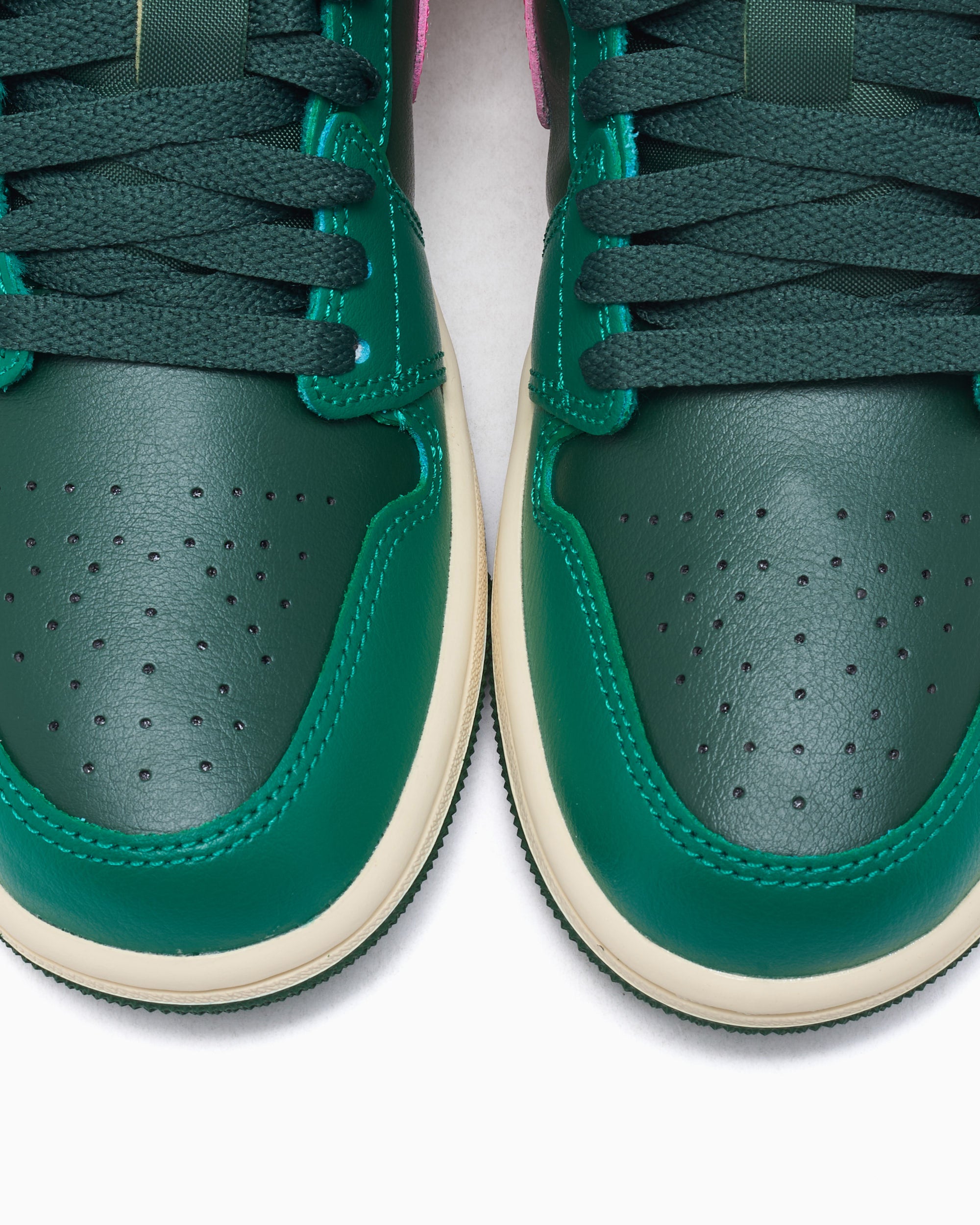 Sneakers Air Jordan Women's 1 Low - DC0774-300