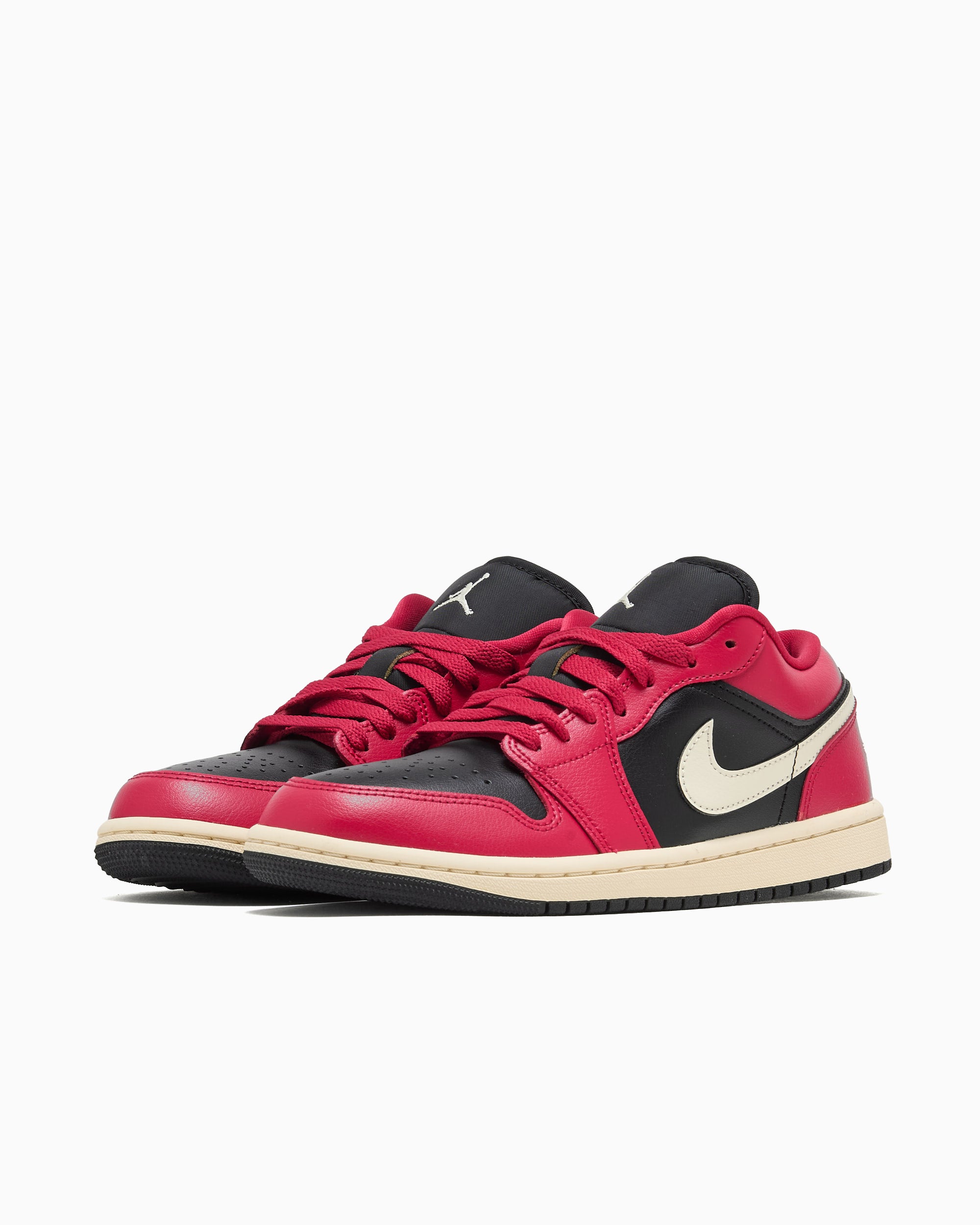 Sneakers Air Jordan Women's 1 Low - DC0774-605