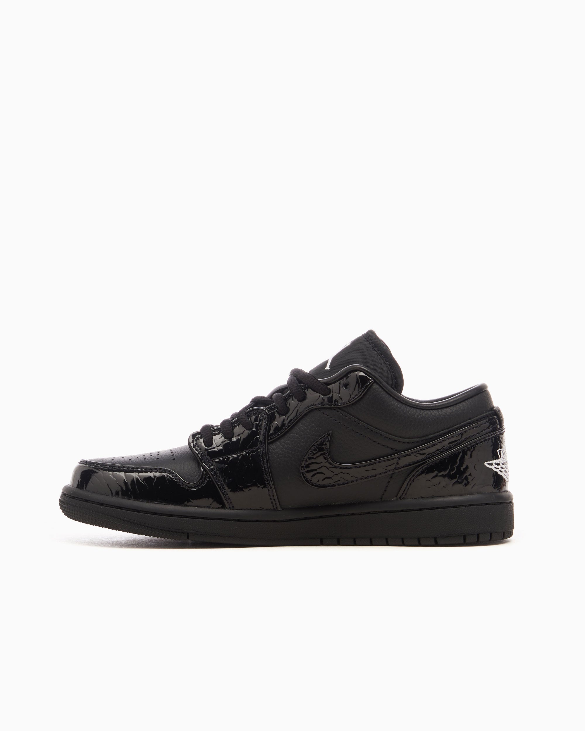 Sneakers Air Jordan Women's 1 Low SE - HJ7743-010