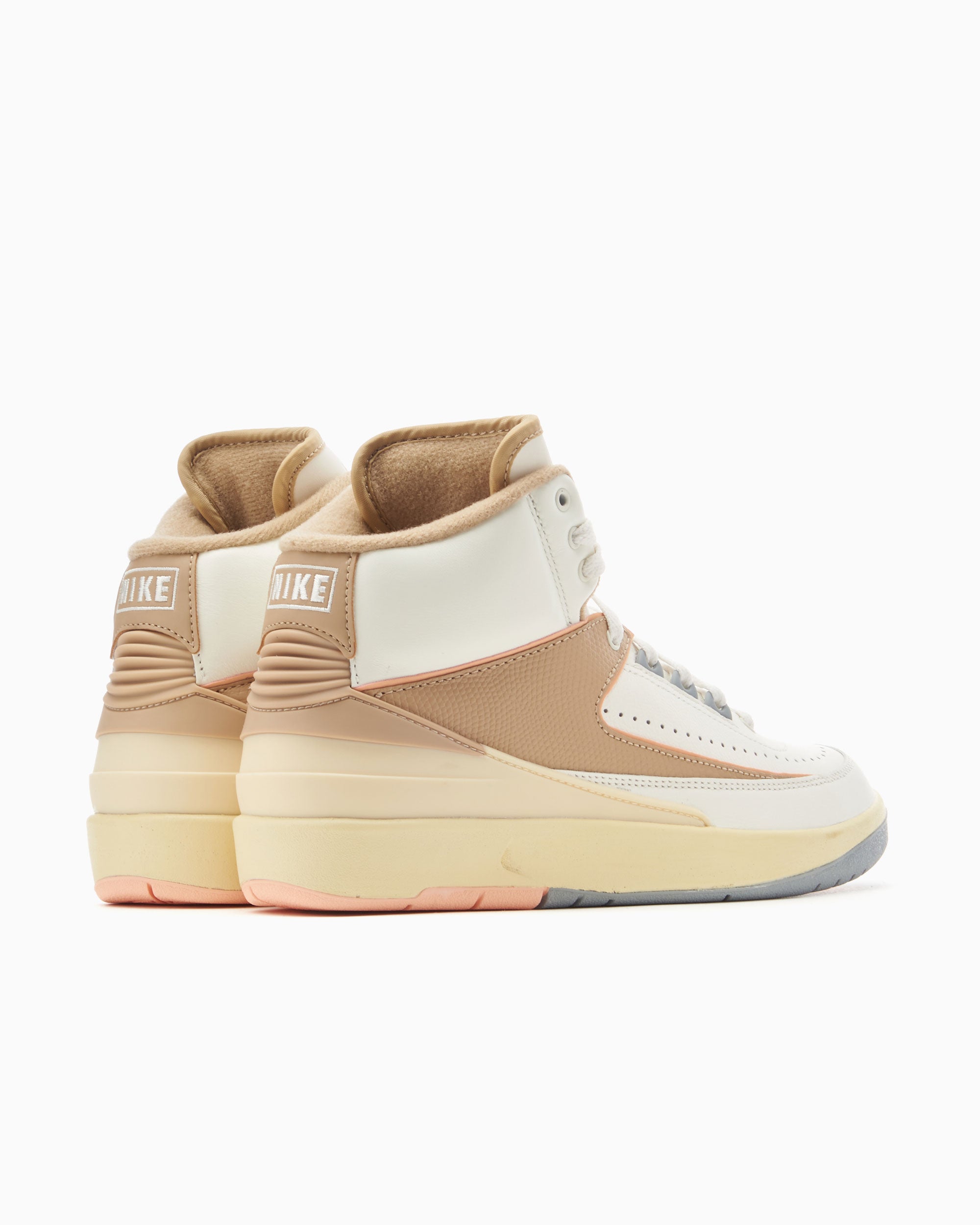 Sneakers Air Jordan Women's 2 Retro "Muslin" - DX4400-118