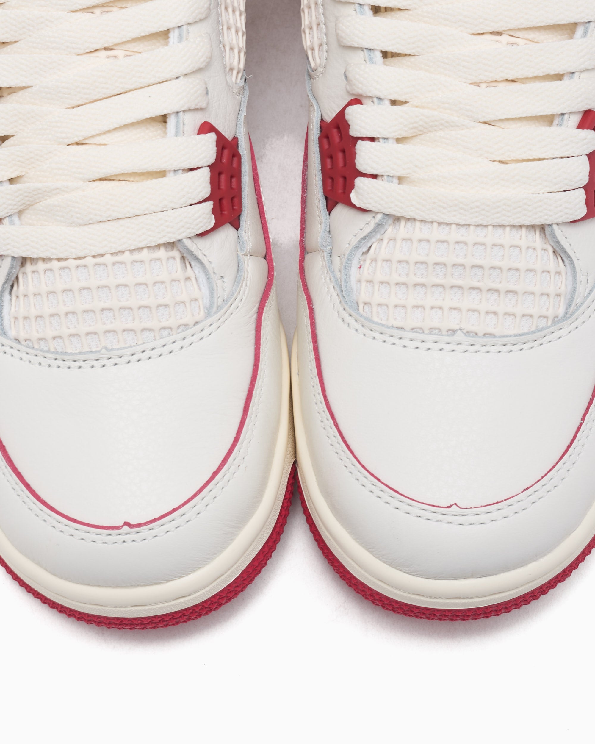 Sneakers Air Jordan Women's 4 Retro "Valentine's Day" - HV0823-108