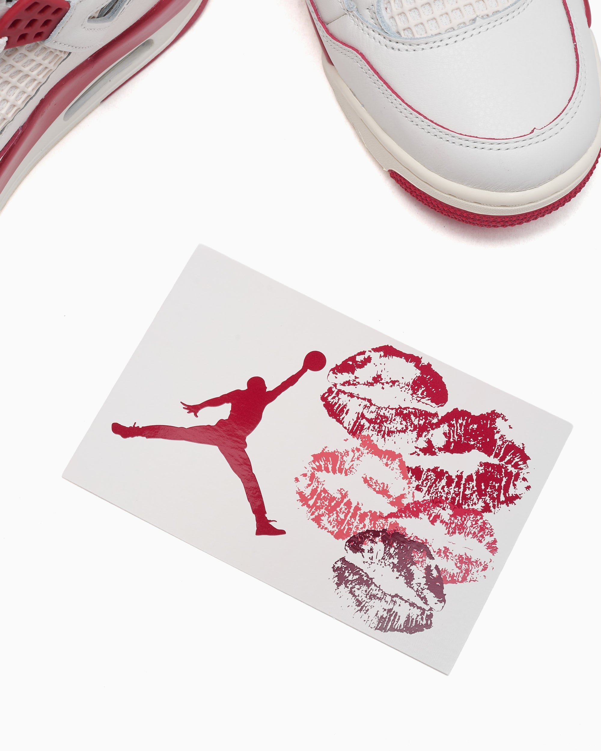 Sneakers Air Jordan Women's 4 Retro "Valentine's Day" - HV0823-108