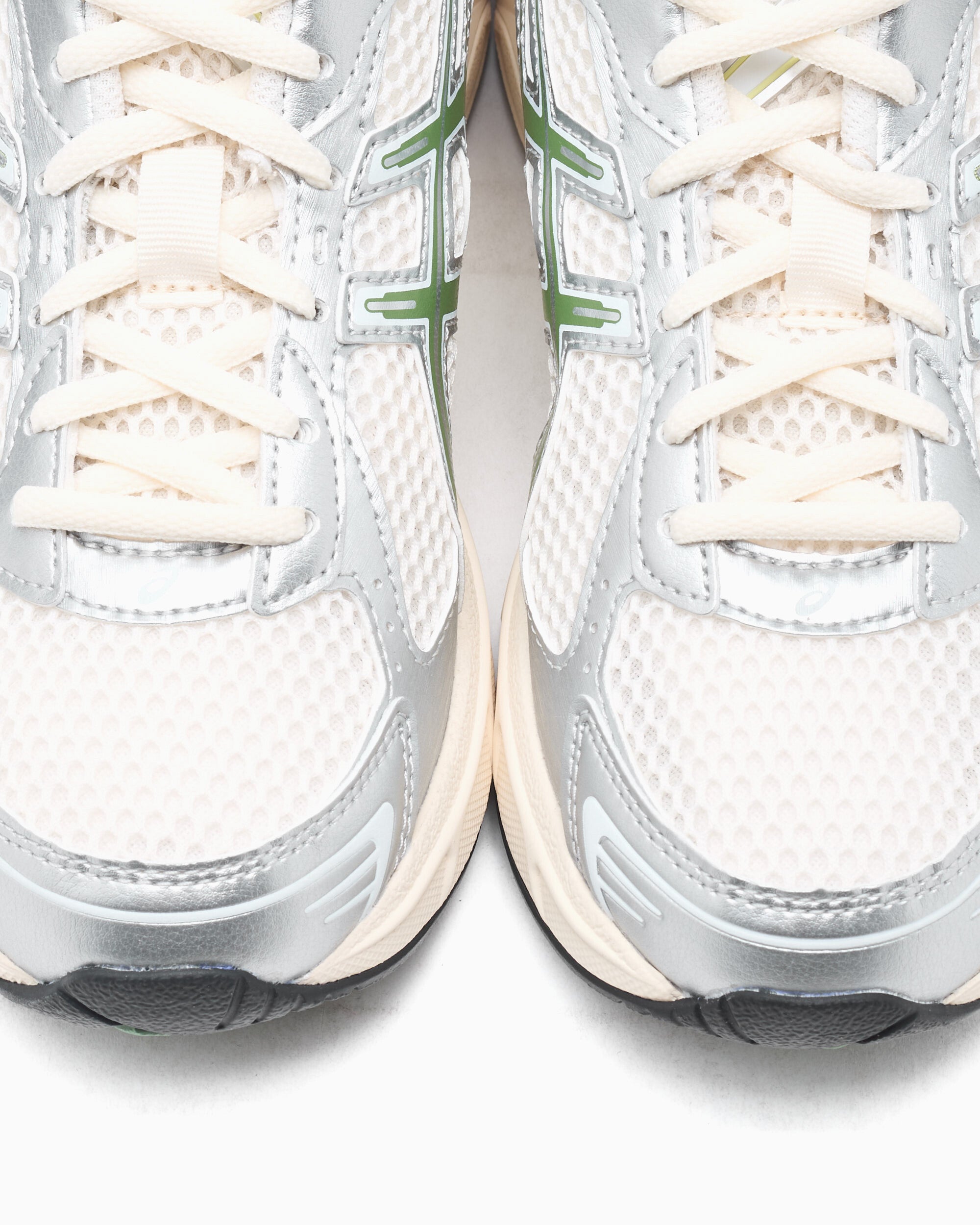Sneakers ASICS Gel-1130 "Cream Cedar Green" - 1203A609-113