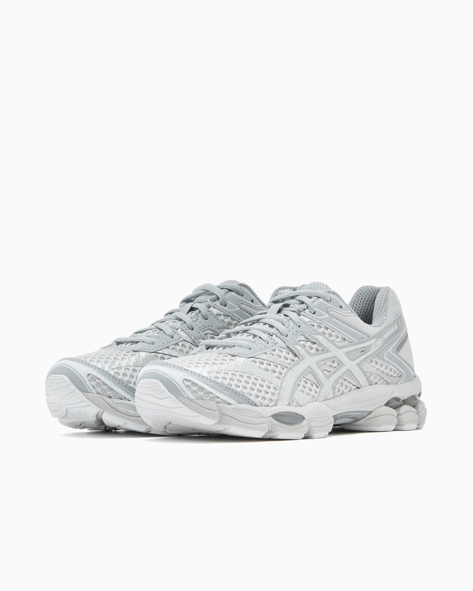 Sneakers ASICS Gel-Cumulus 16 - 1203A733-024