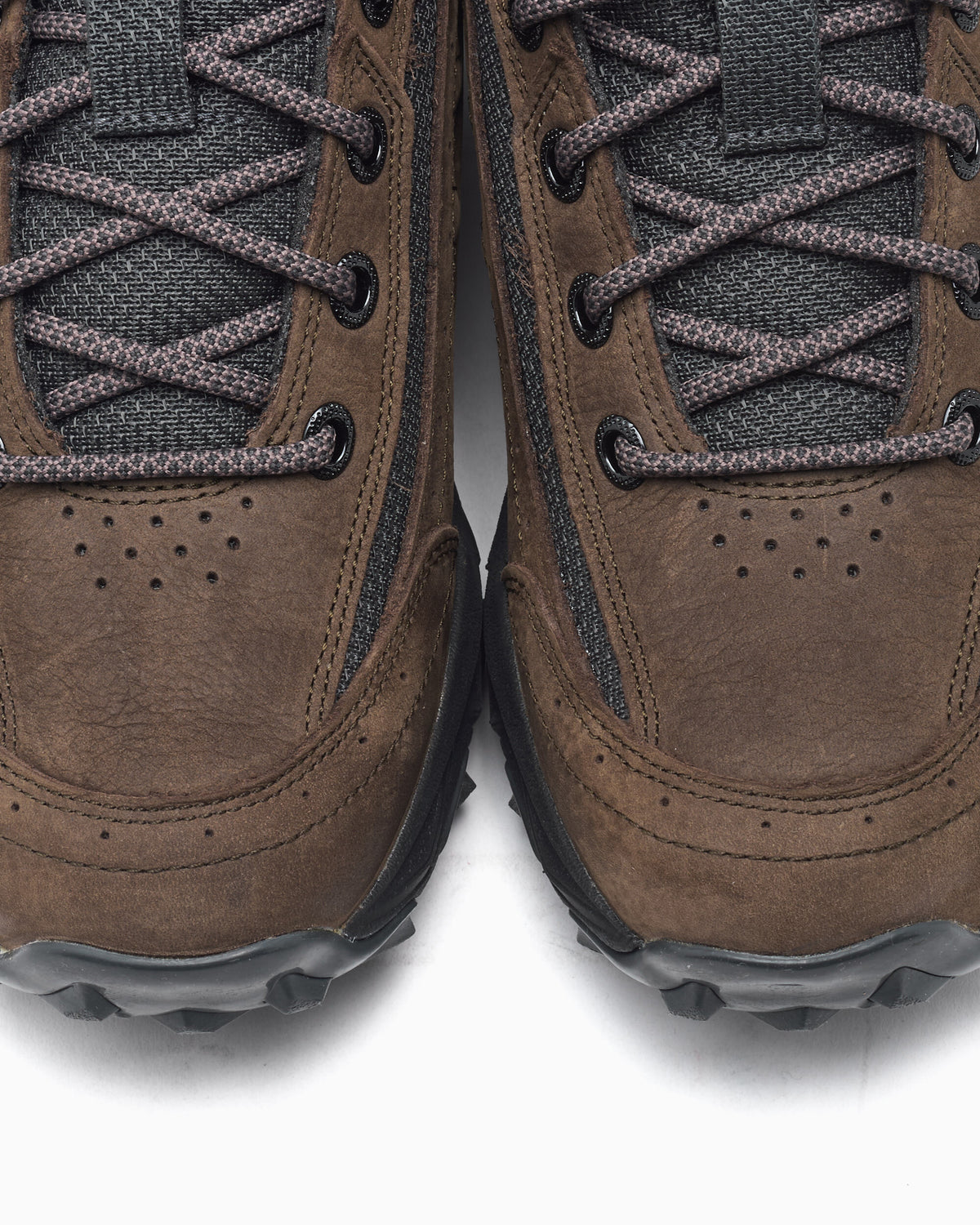 Sneakers ASICS Gel-Transcend FJ "Black Coffee" - 1203B050-200