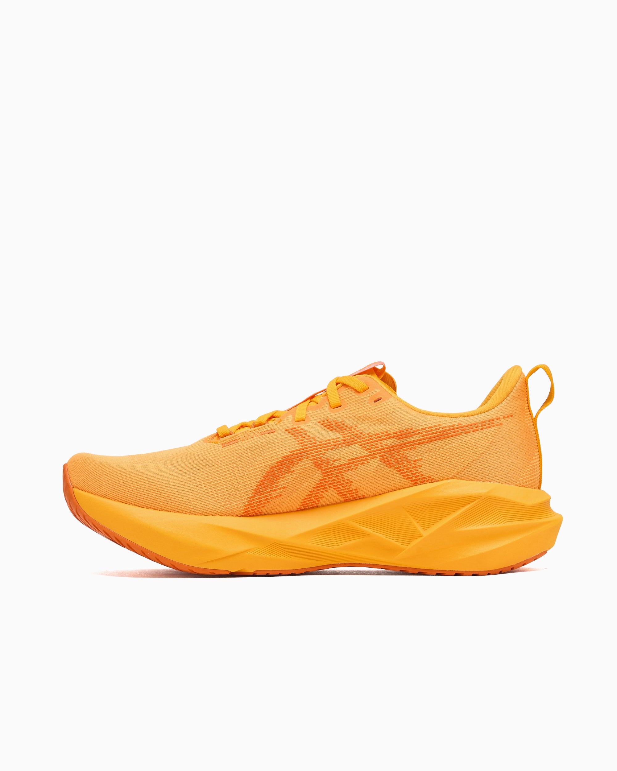 Sneakers ASICS Novablast 5 - 1011B974-800