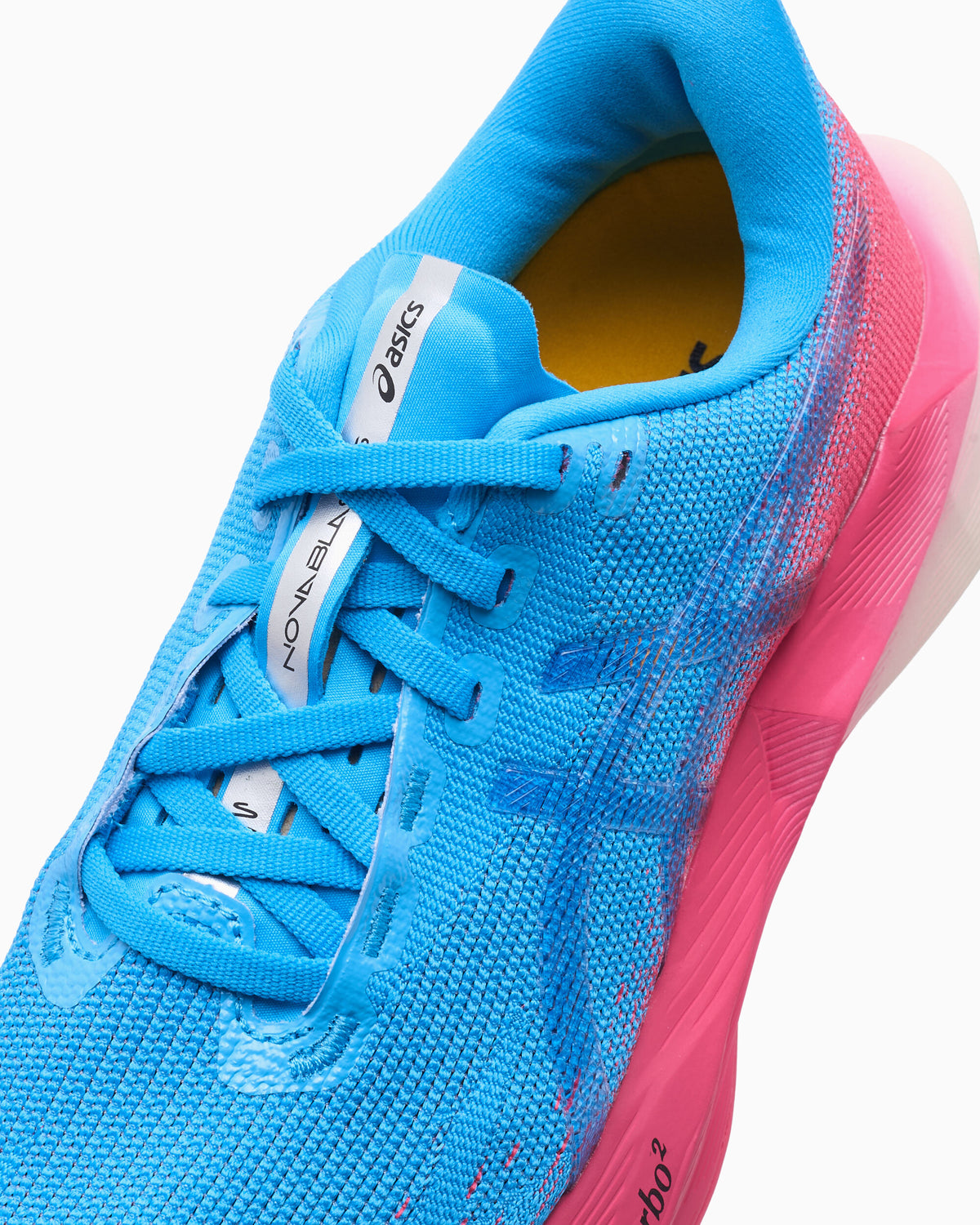 Sneakers ASICS x Distance Novablast 6 "Digital Aqua" - 1013A263-400