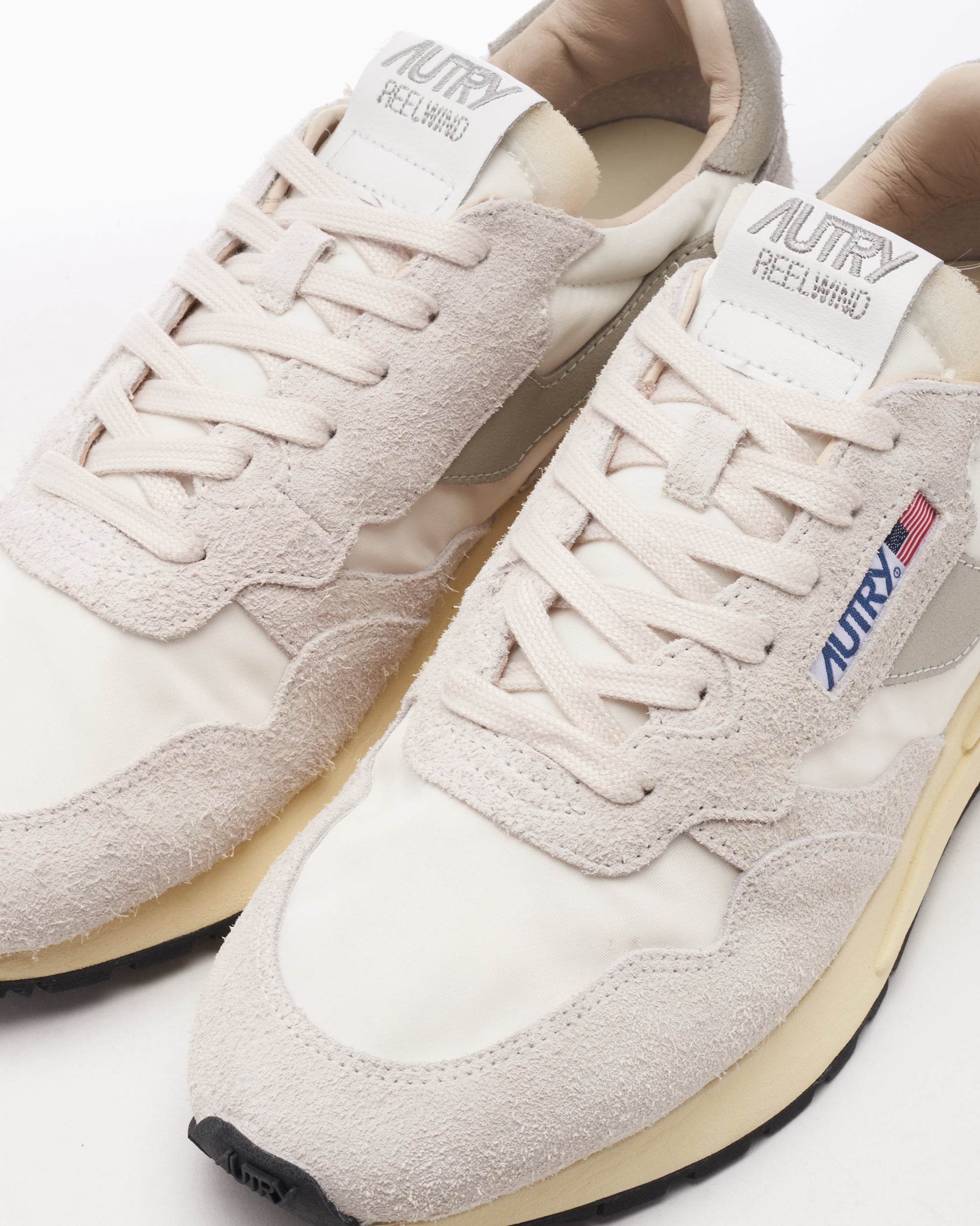 Sneakers Autry Reelwind Low - WWLMNC04
