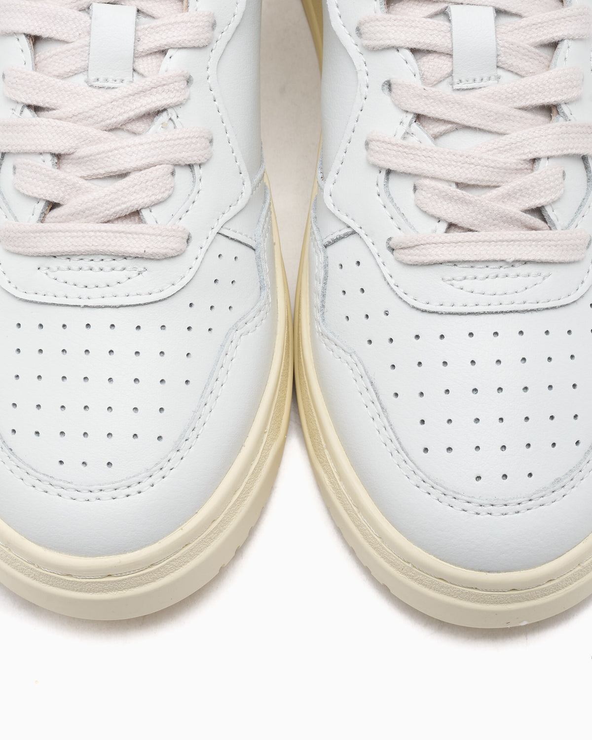 Sneakers Autry Women's Medalist Low - AULWBJ03