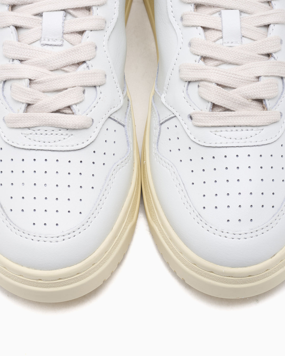 Sneakers Autry Women's Medalist Low - AULWBJ04