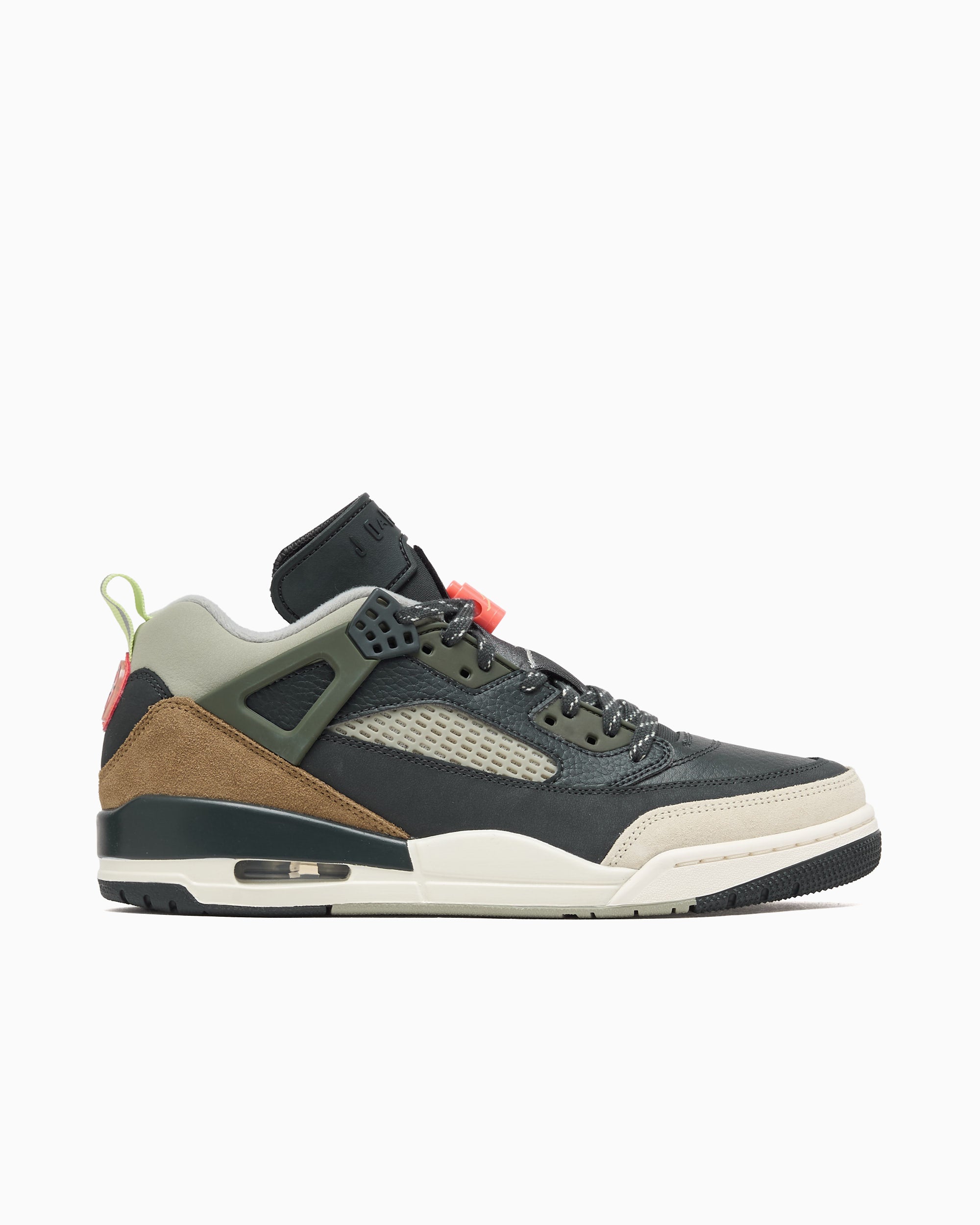 Jordan Spizike Low