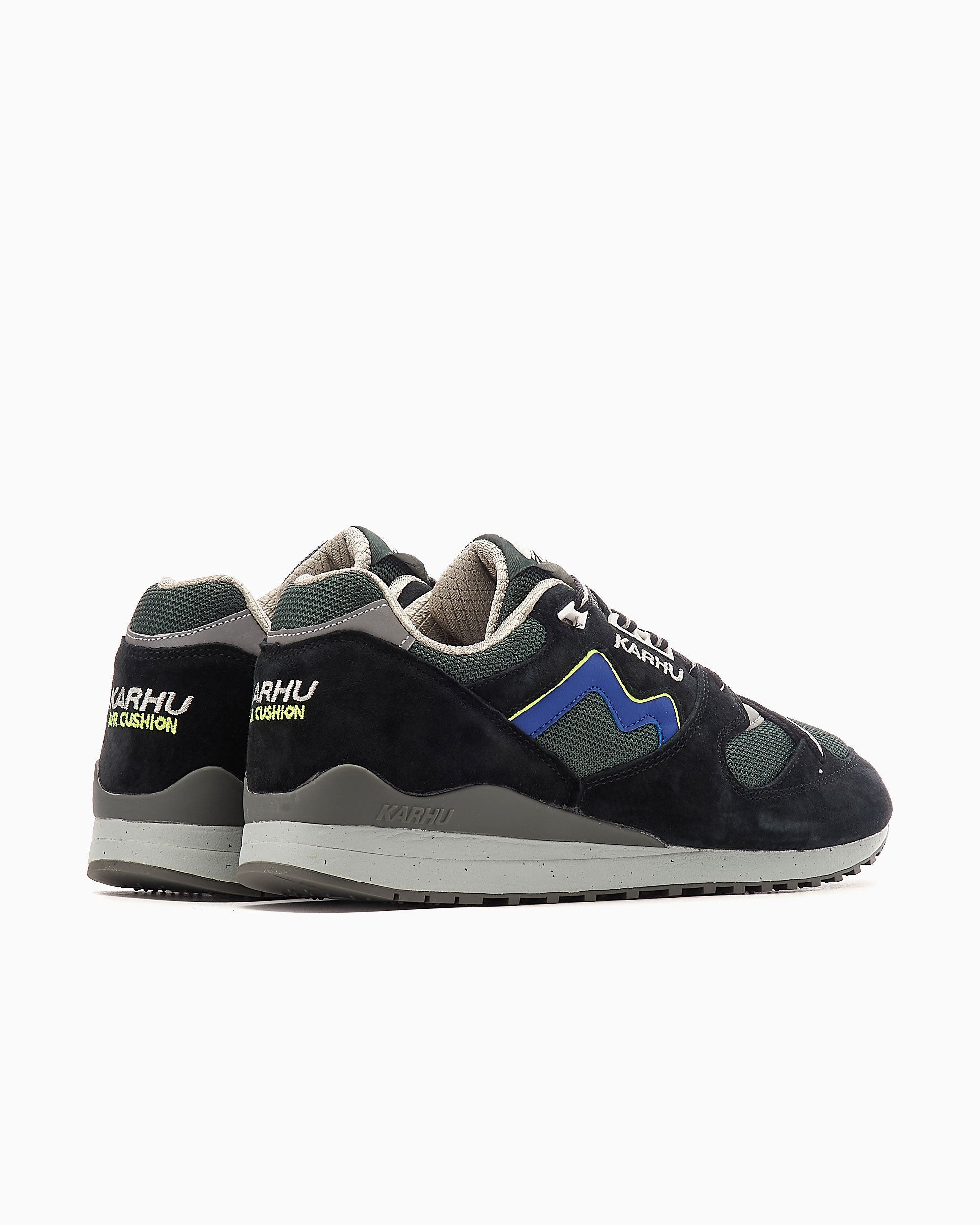 Sneakers Karhu Synchron Classic - F802673