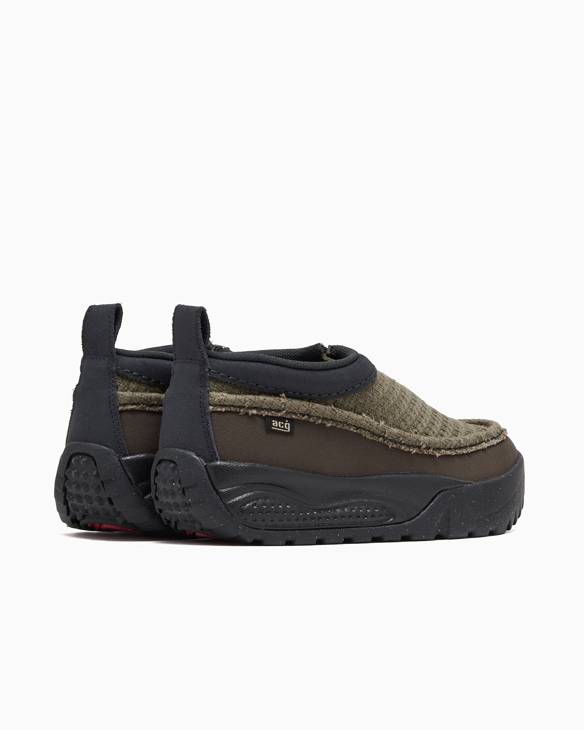 Sneakers Nike ACG Izy "Black Medium Olive" - IO4547-001
