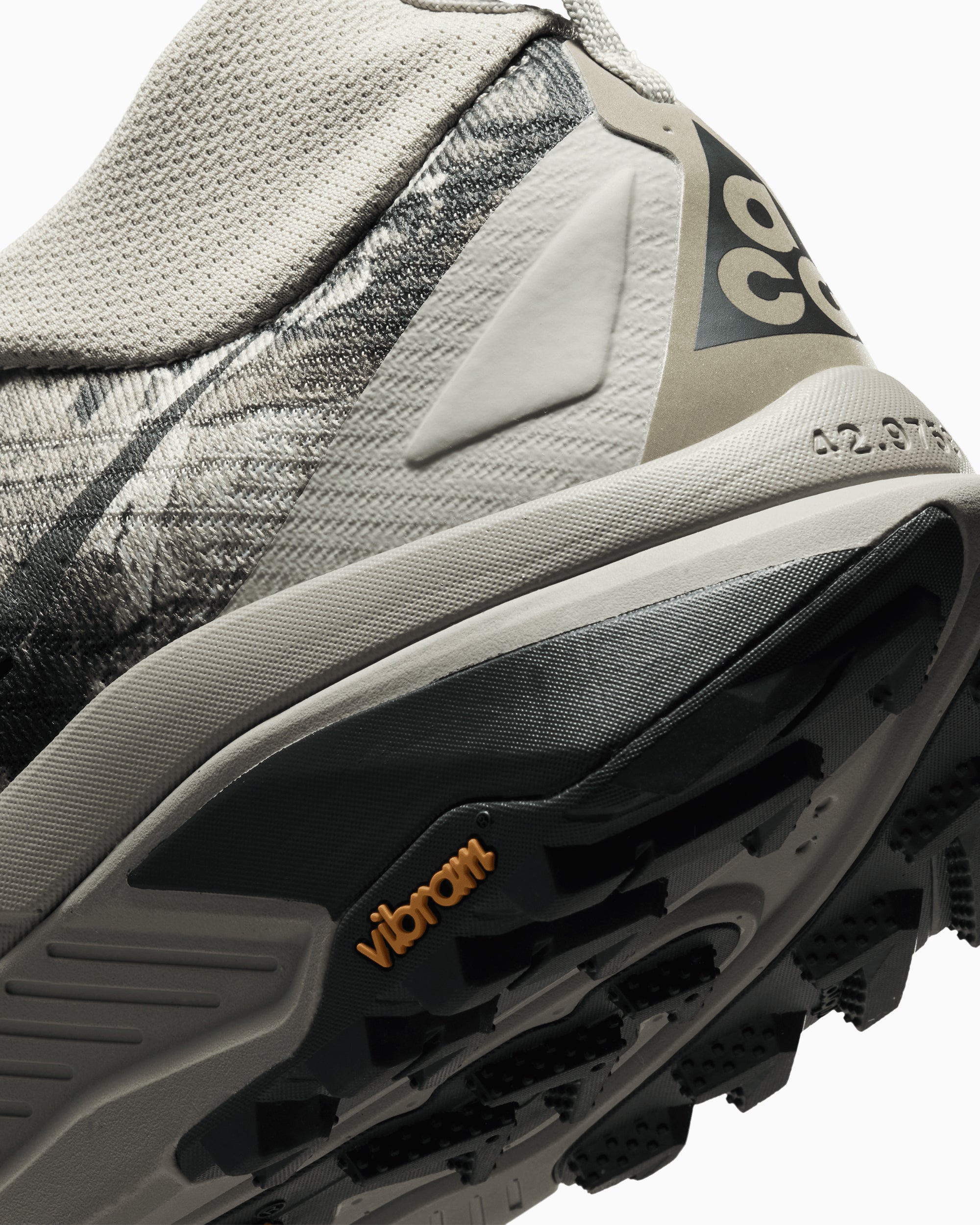 Sneakers Nike ACG Zegama Trail Vibram - HV8113-300