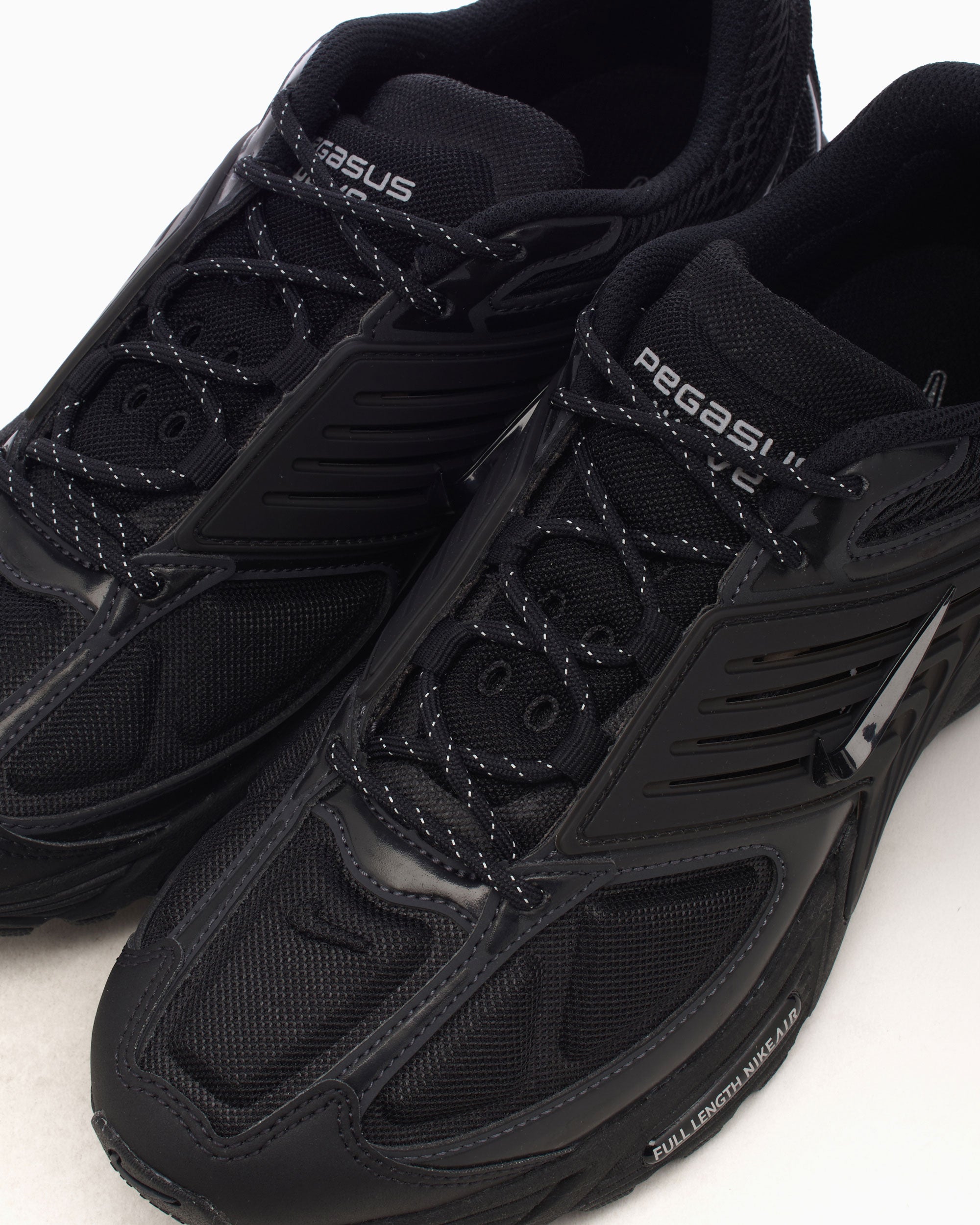 Sneakers Nike Air Pegasus Wave "Black" - IB0612-001