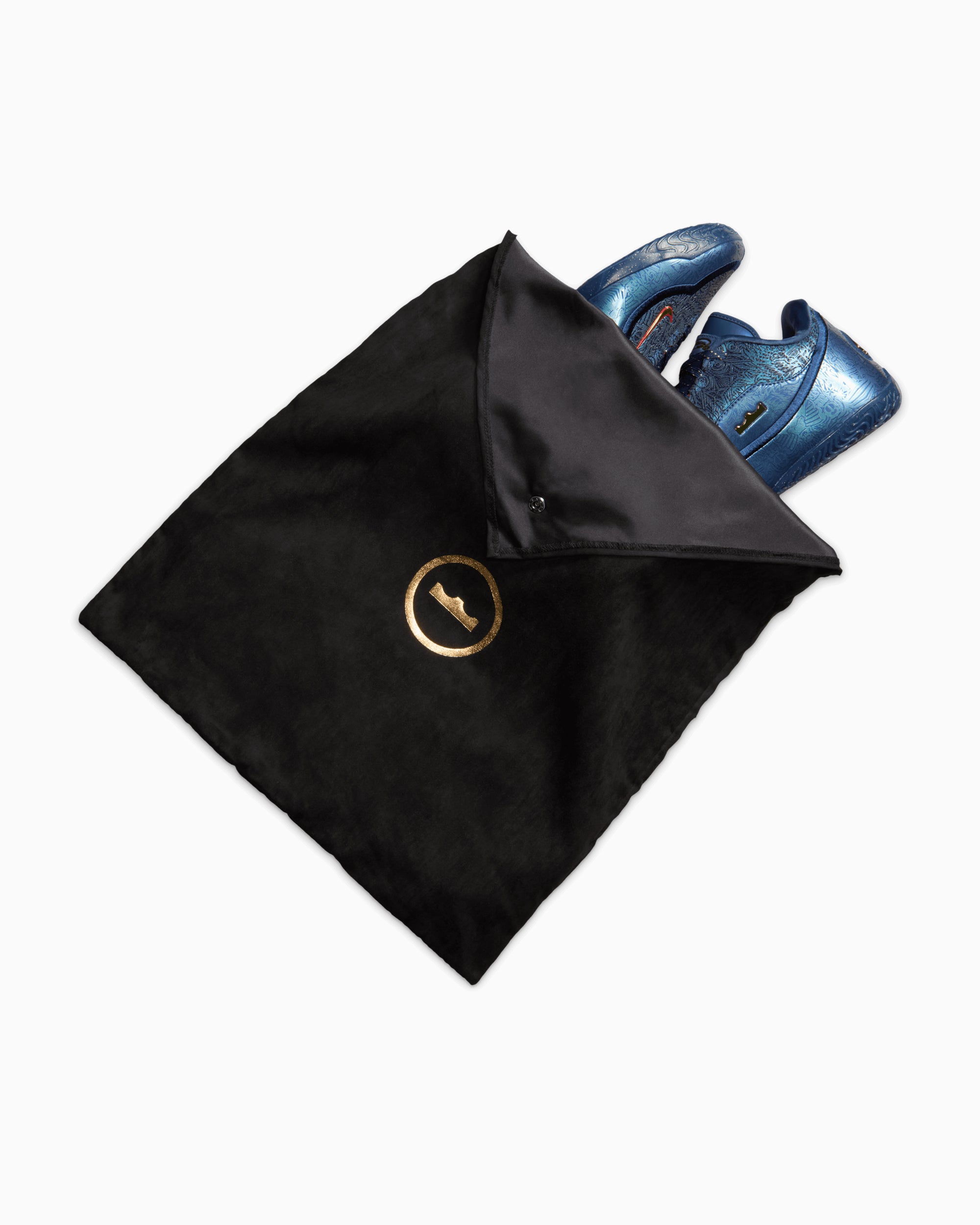 Sneakers Nike LeBron XXIII "Out For Redemption" - IH1513-400