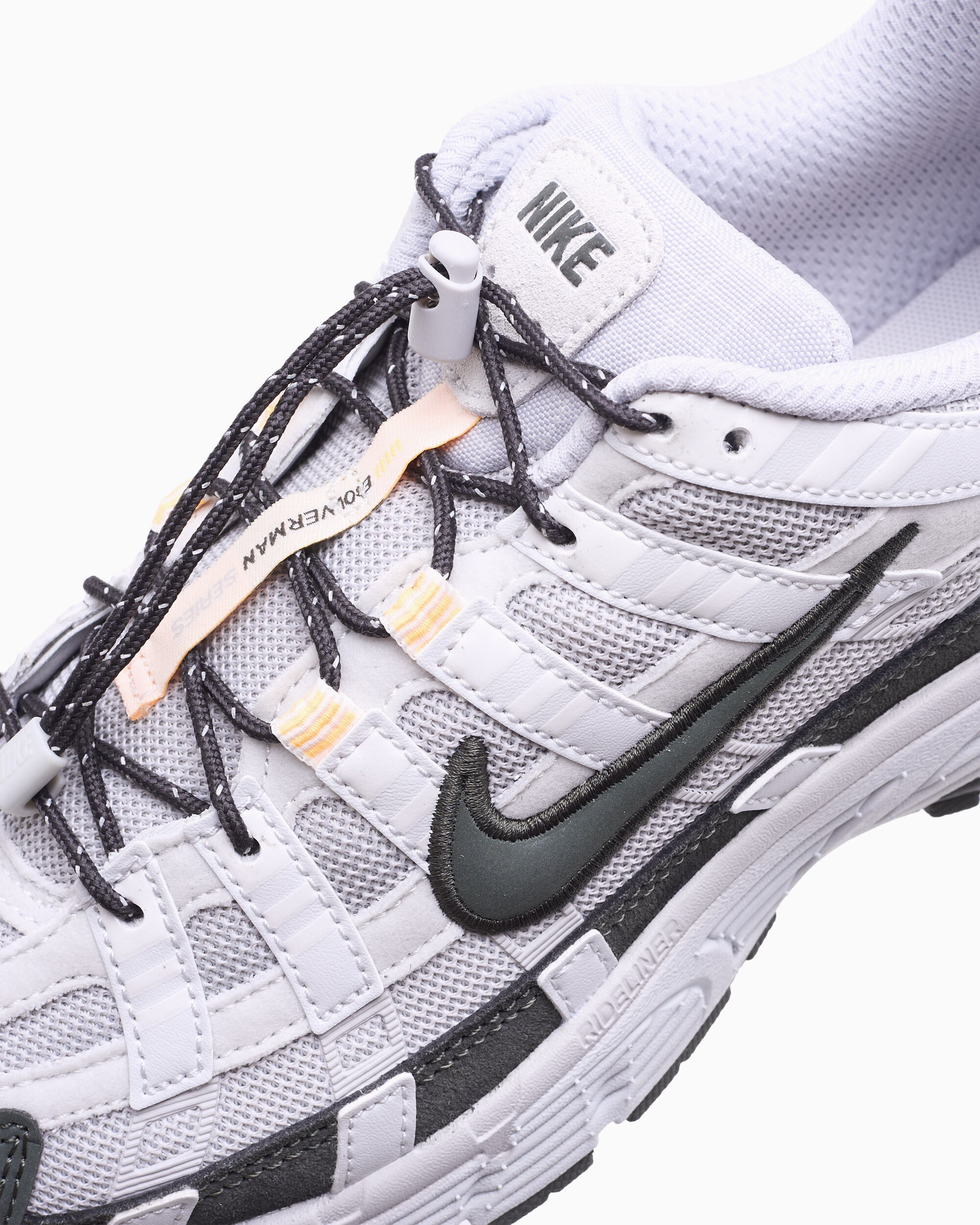 Sneakers Nike P-6000 - HQ3818-002