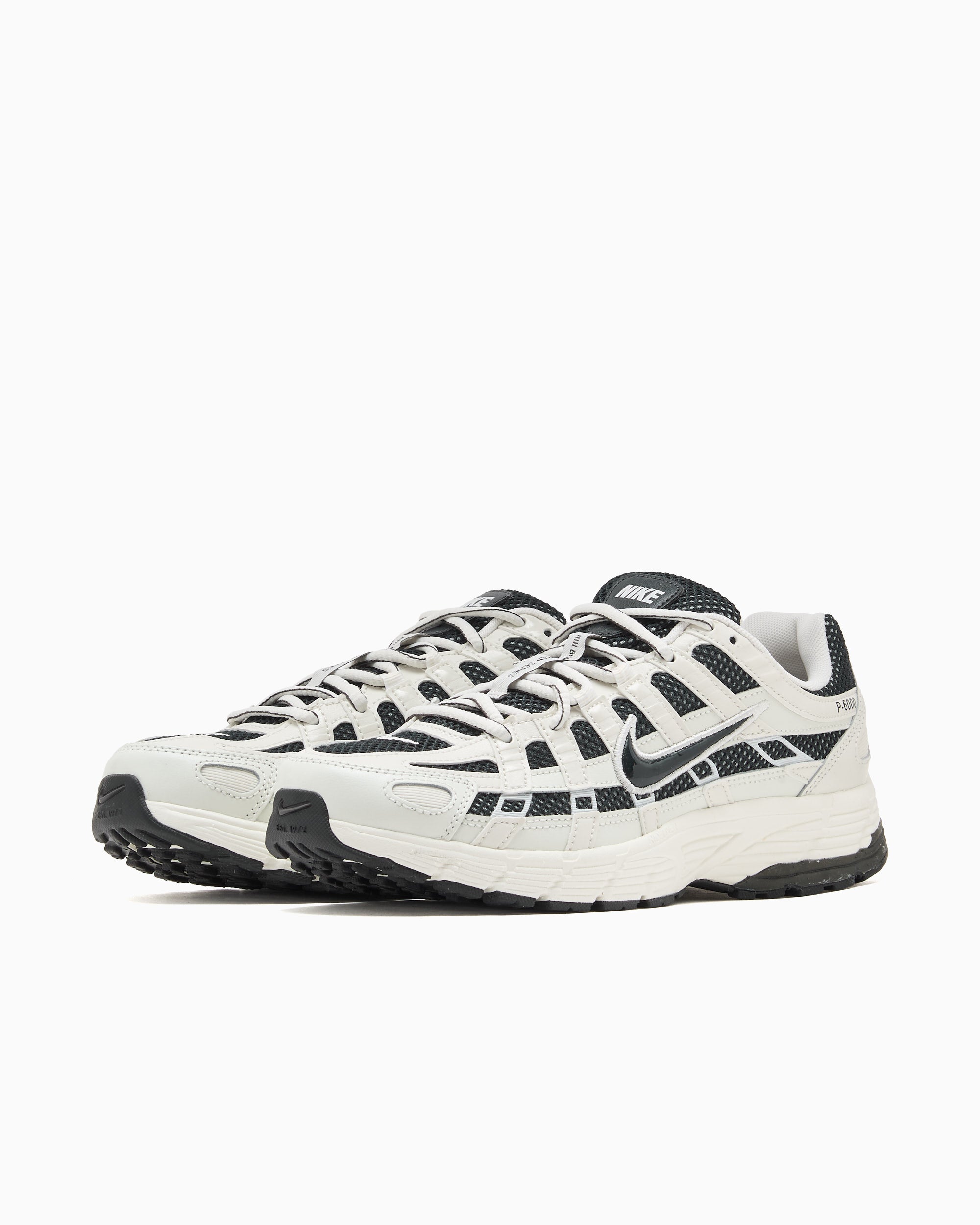 Sneakers Nike P-6000 - IO8711-101