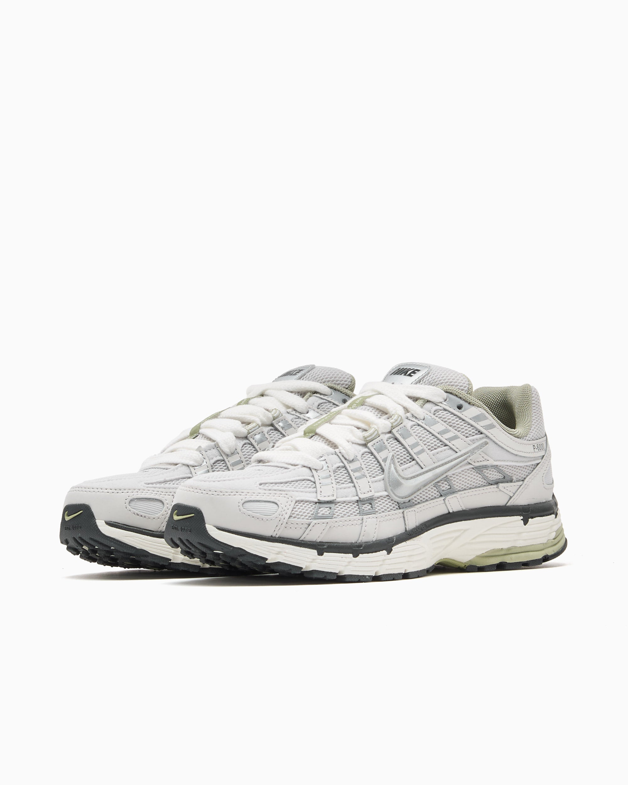 Sneakers Nike P-6000 - IV5761-094