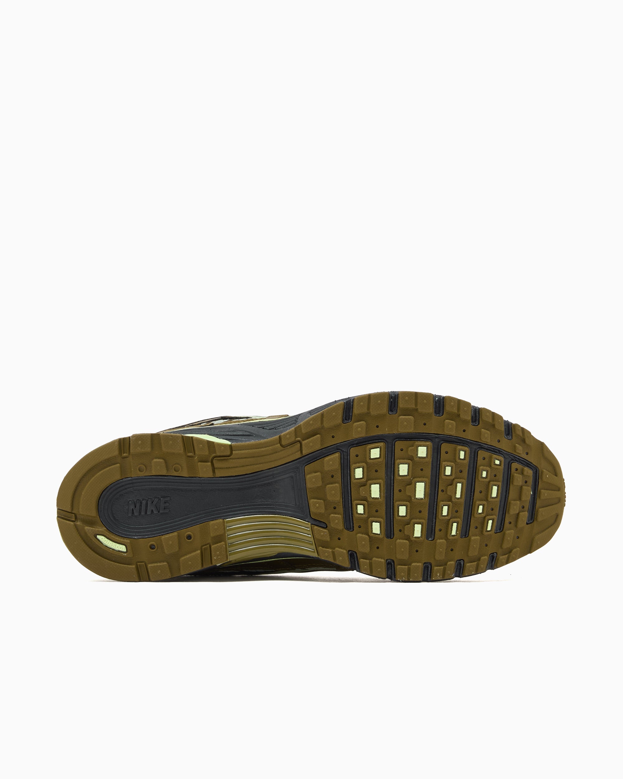 Sneakers Nike P-6000 SE - IR0923-300