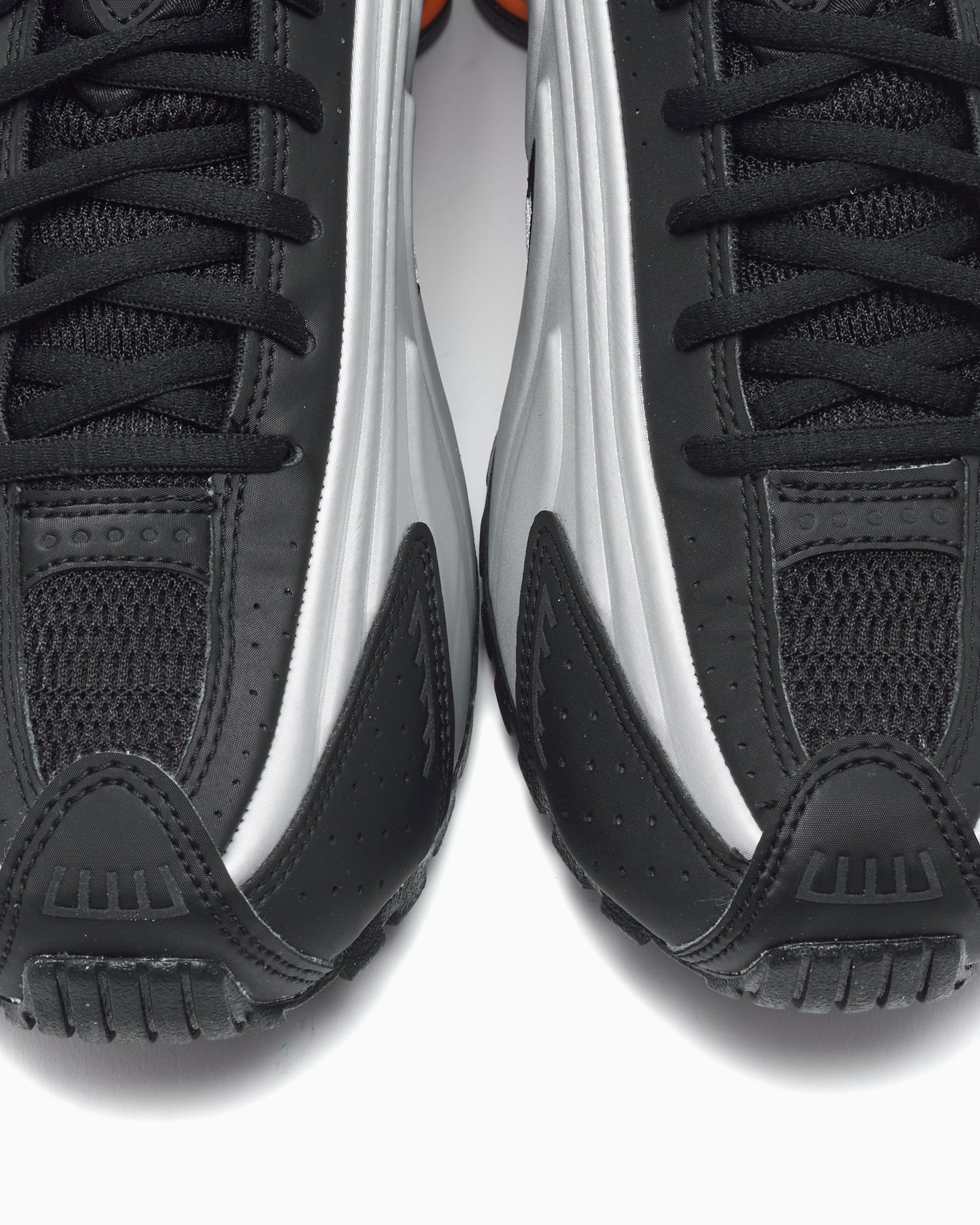 Sneakers Nike Shox R4 - HQ1988-003