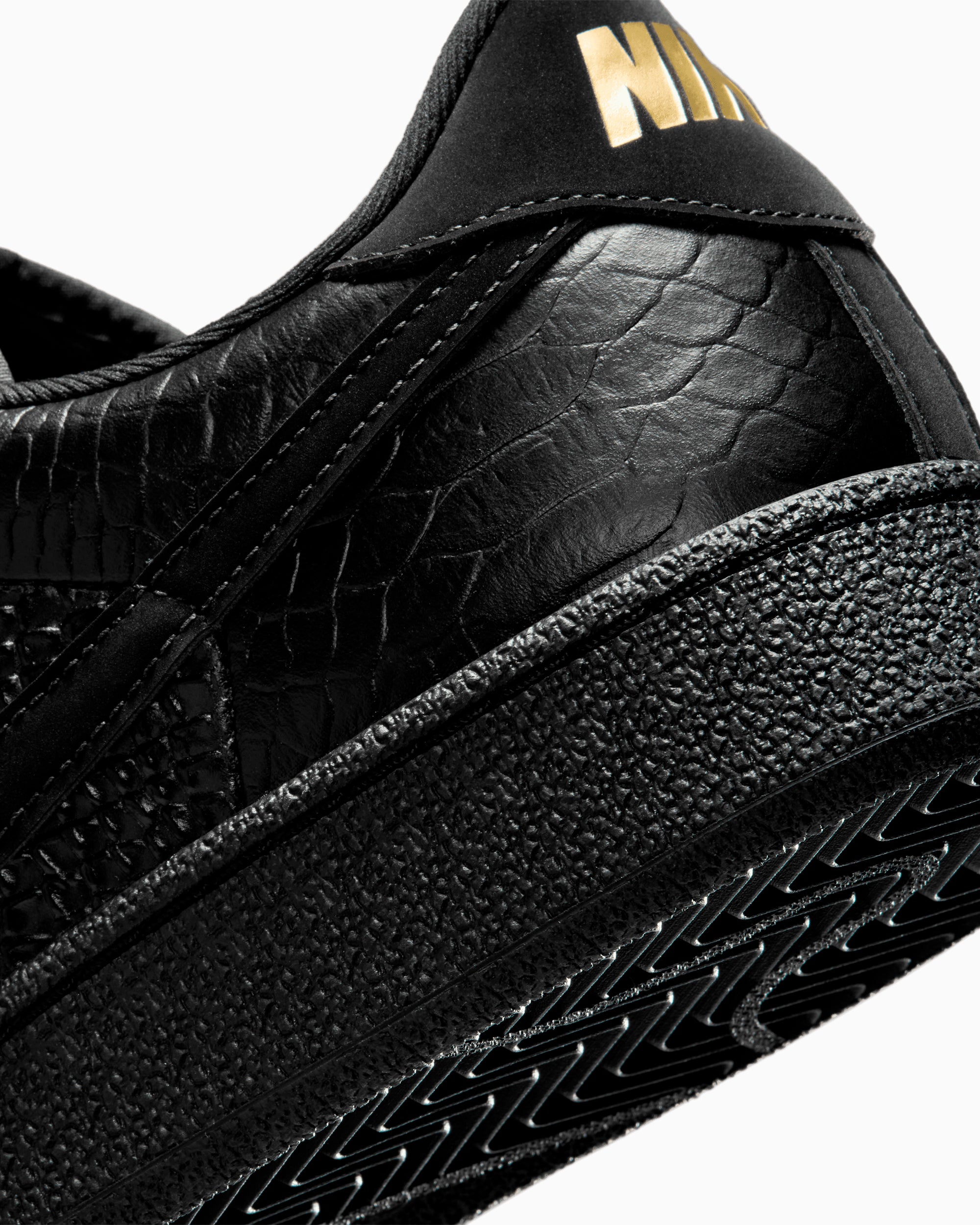 Sneakers Nike Tennis Classic CS Premium - IQ5786-001