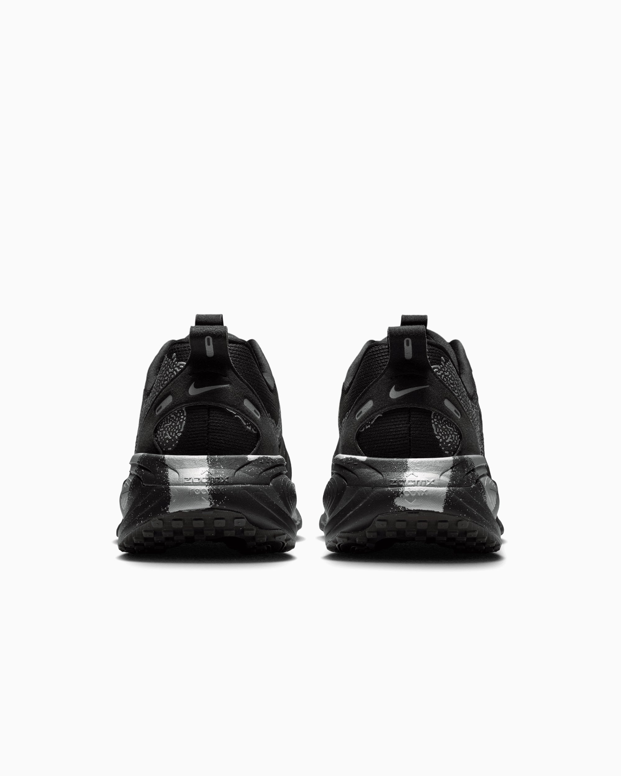 Sneakers Nike Vomero 18 DSRPT - IQ3925-001