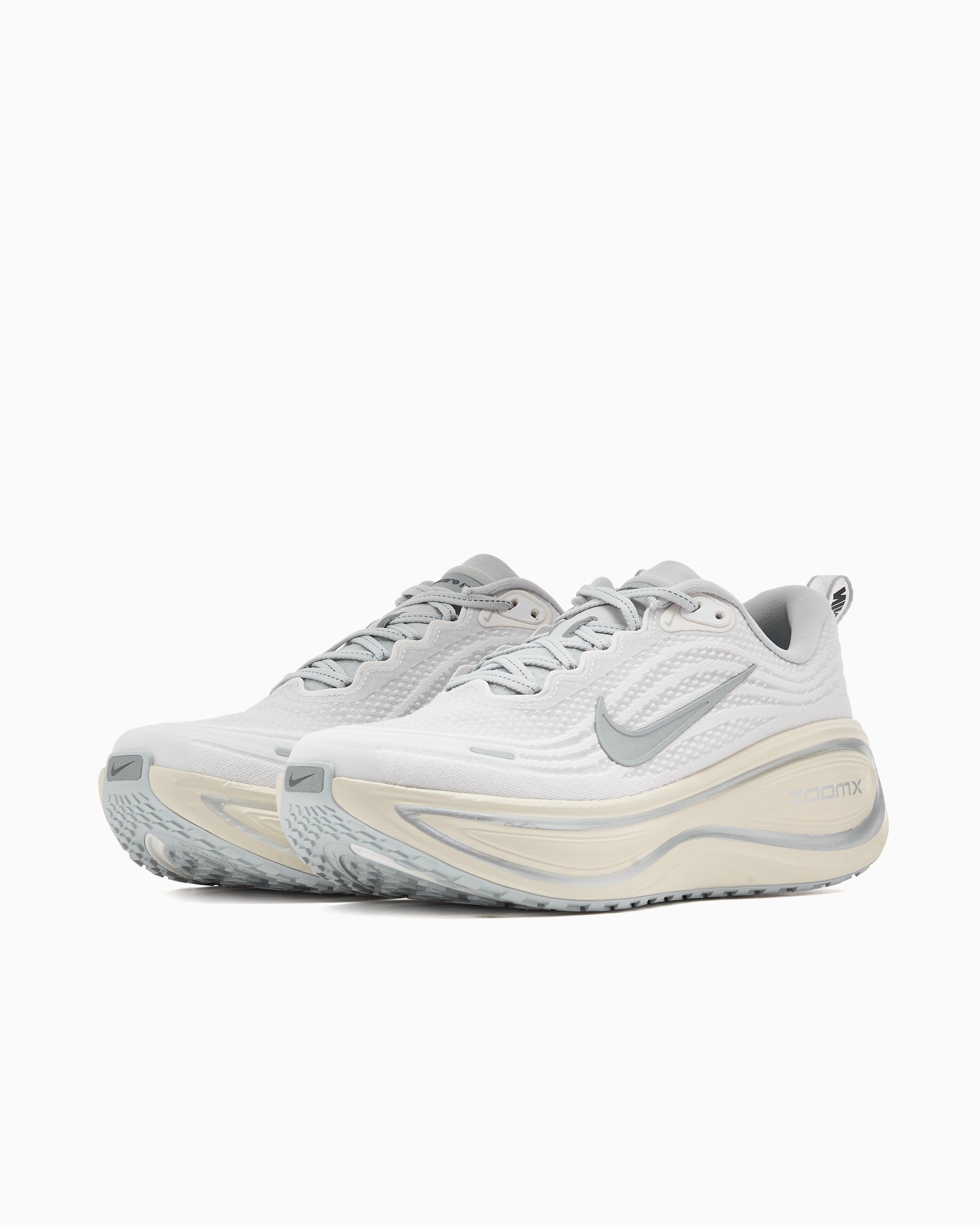 Sneakers Nike Vomero Plus - IQ0308-094