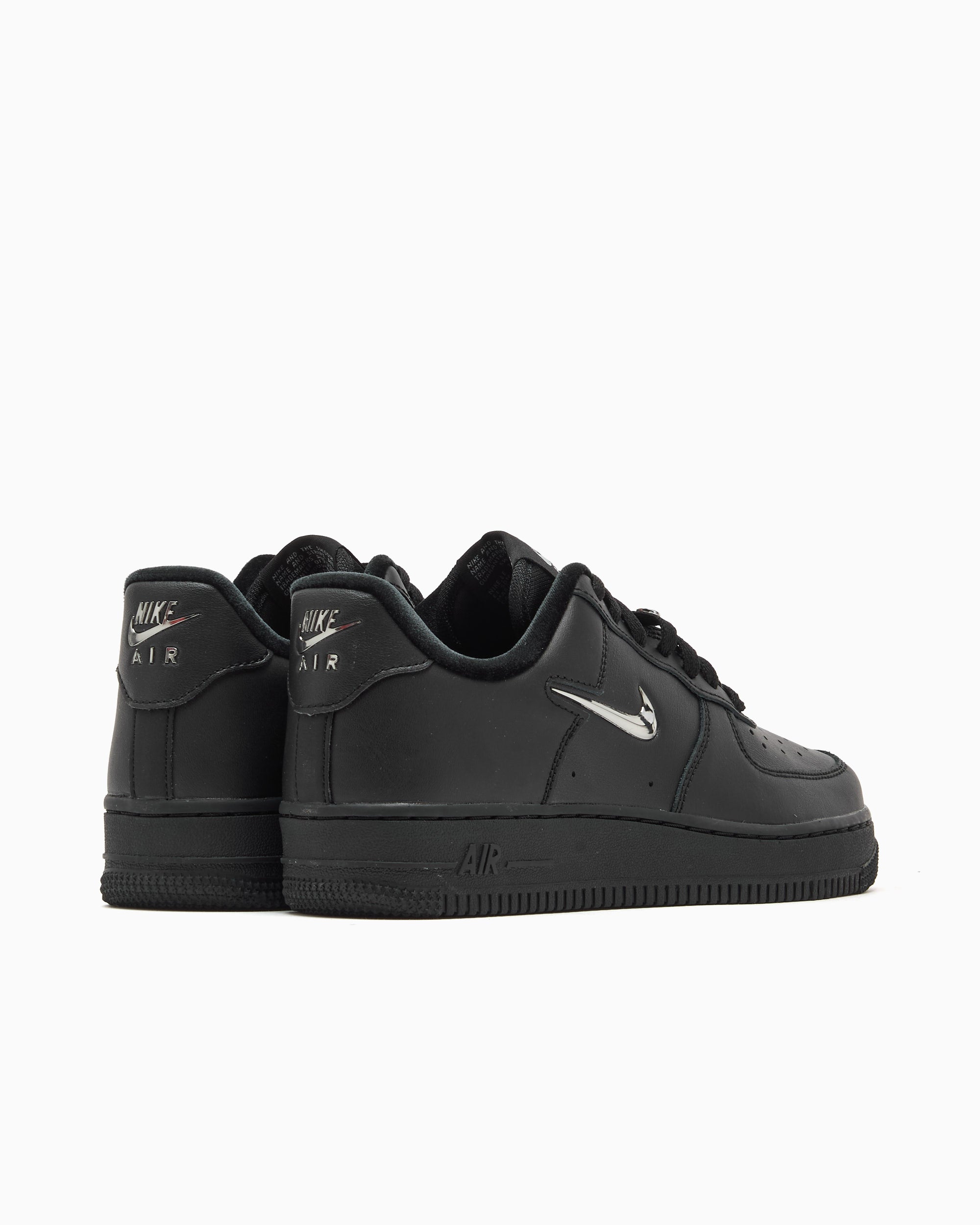 Sneakers Nike Women's Air Force 1 '07 - IV6039-001