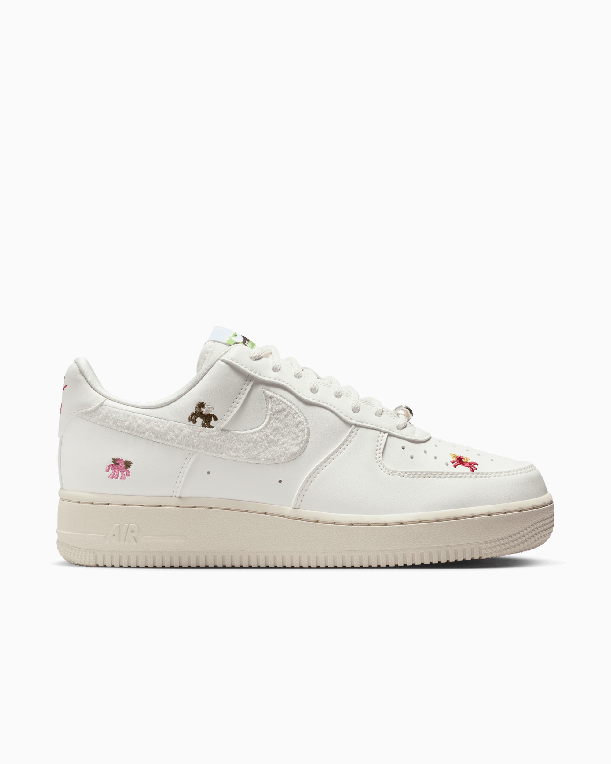 Sneakers Nike Women's Air Force 1 '07 SE "Year of the Horse" - IQ1143-100
