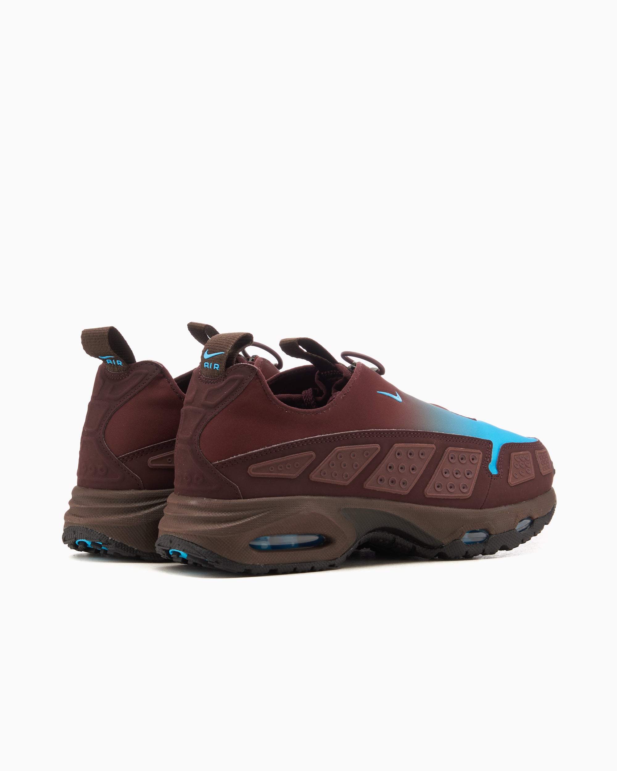 Sneakers Nike Women's Air Max SNDR "Burgundy Crush" - HQ4189-600