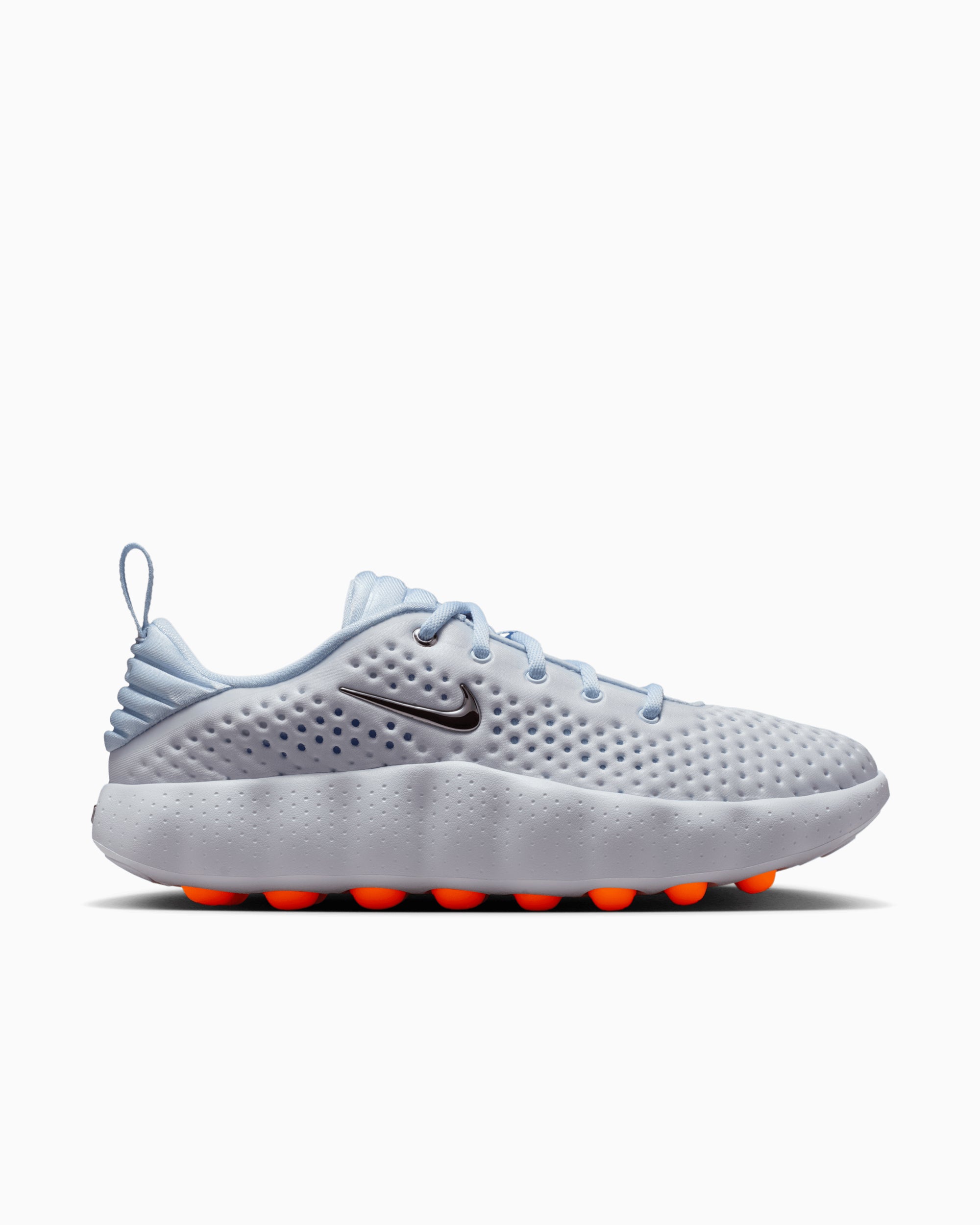Nike Women's Mind 002