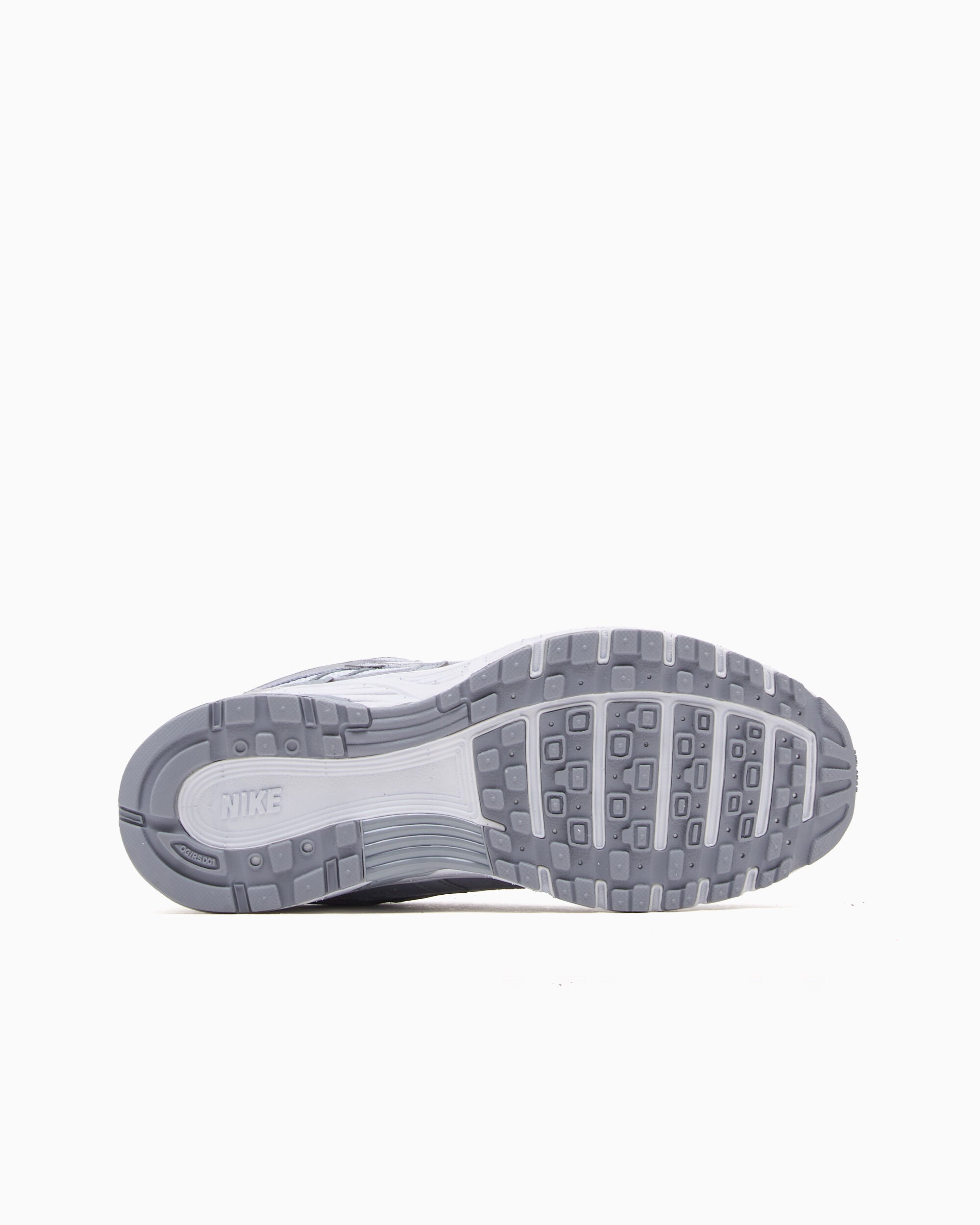 Sneakers Nike Women's P-6000 - IV2501-001