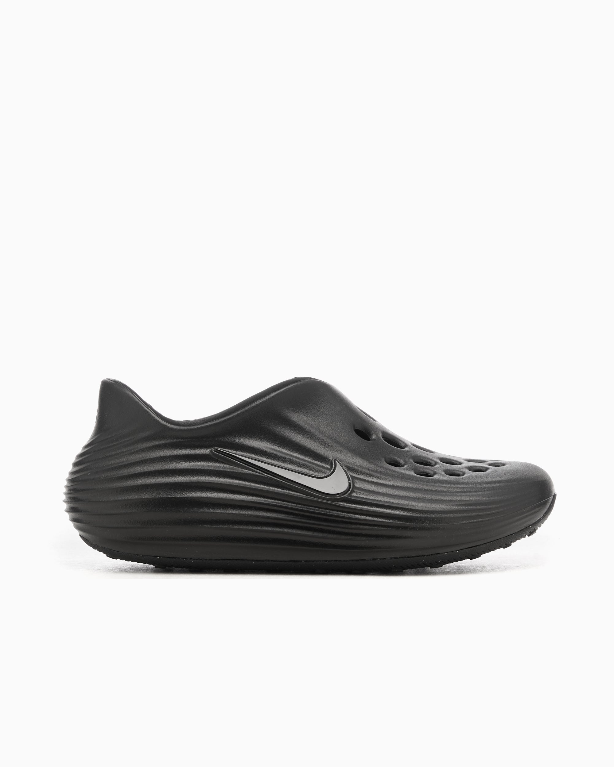みなと Nike Women's ReactX Rejuven8