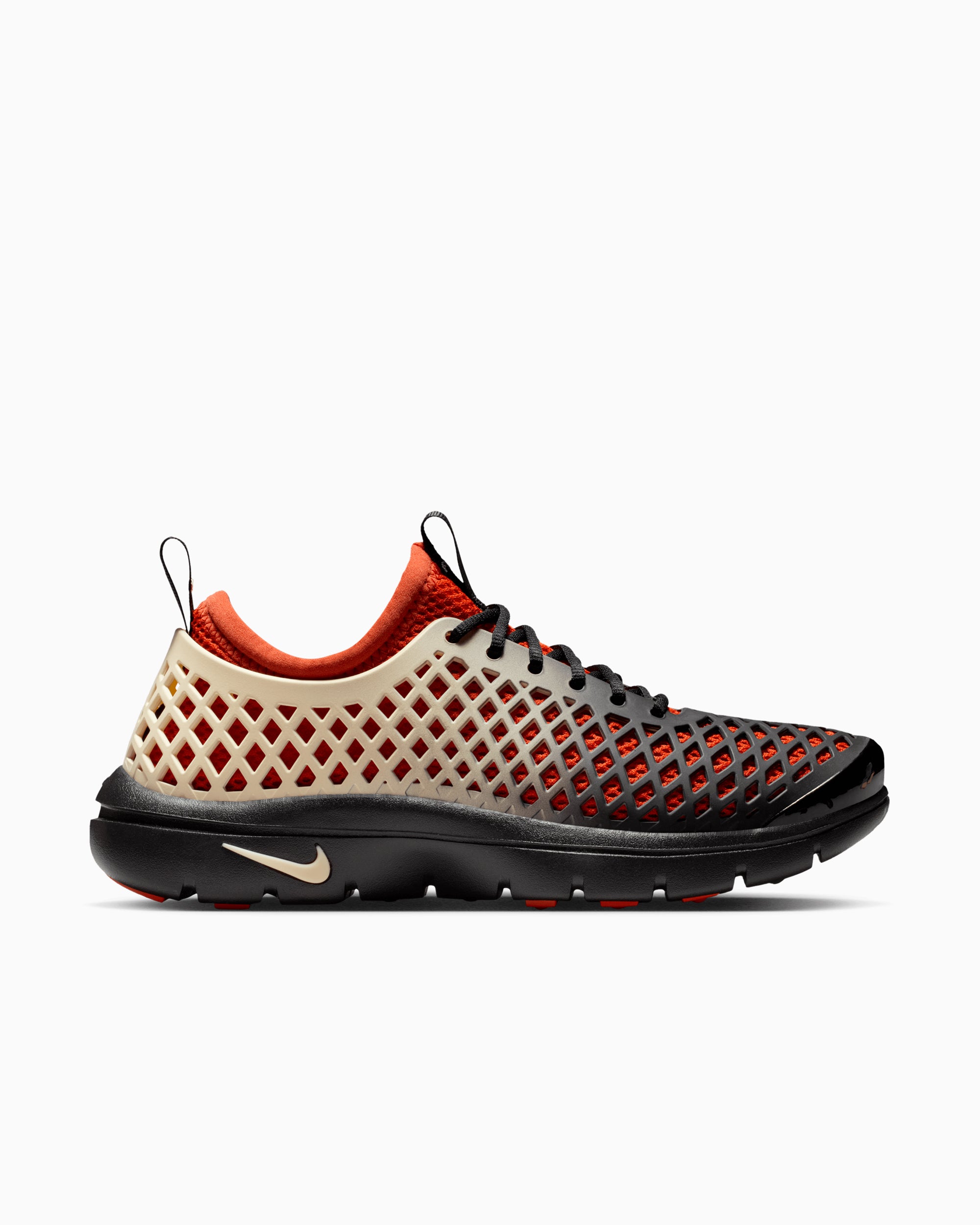 Sneakers Nike Women's Rejuven8 Run OG SE "Black and Rust Factor" - IO9932-001