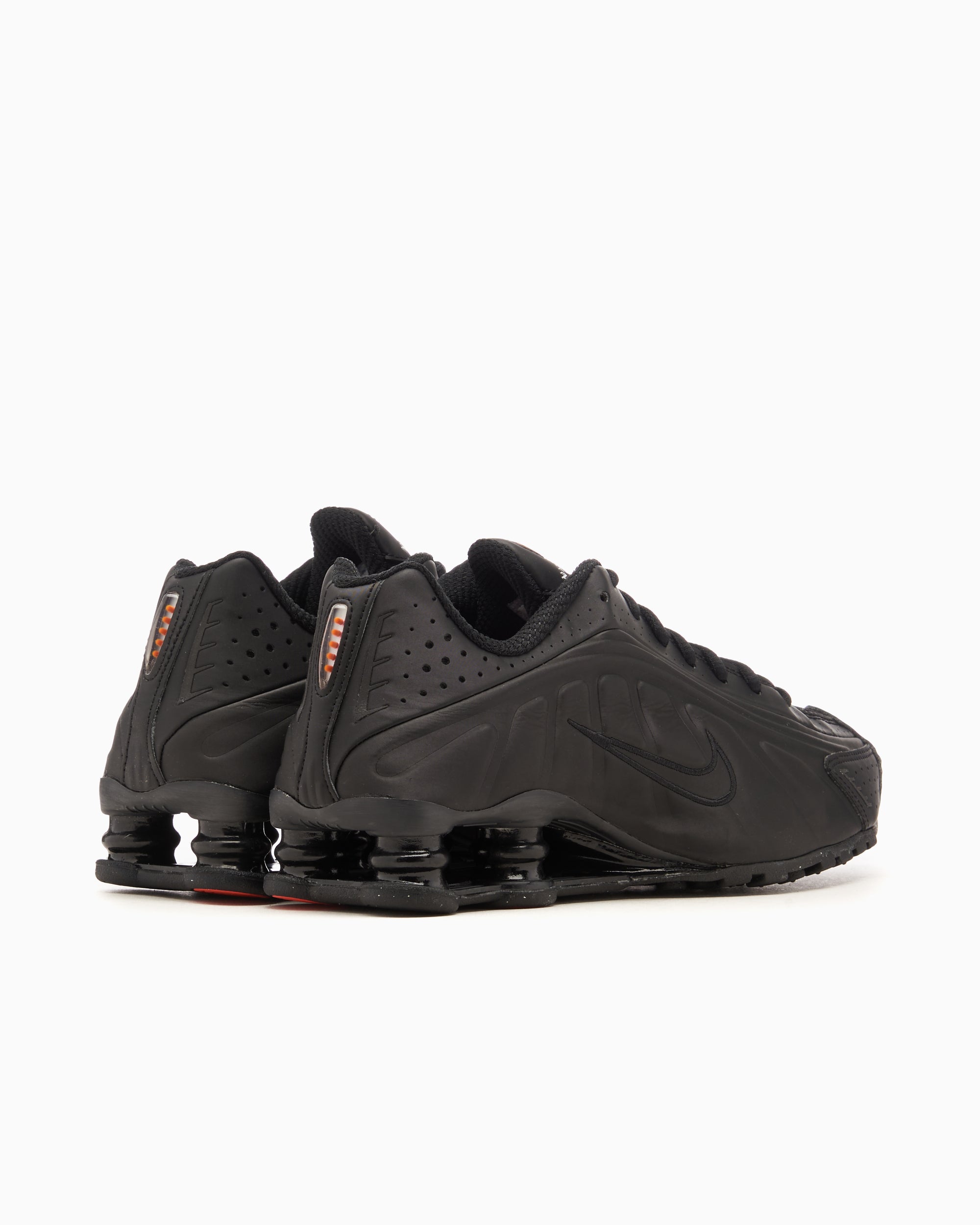 Sneakers Nike Women's Shox R4 "Black" - AR3565-004